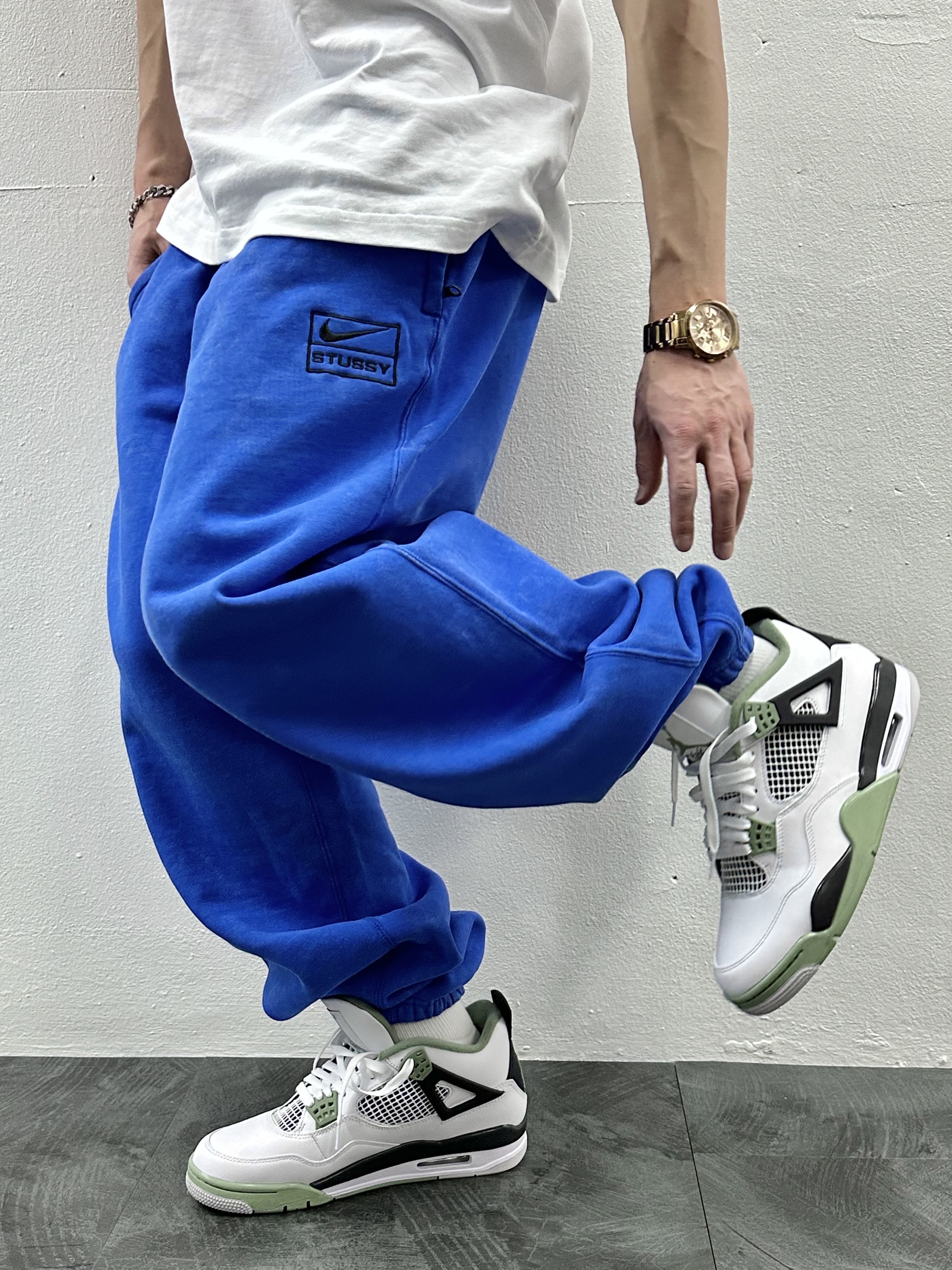 Nike x Stussy NRG Acid Washed Fleece Pants Game Royal (DR4025-480) 착용 스타일