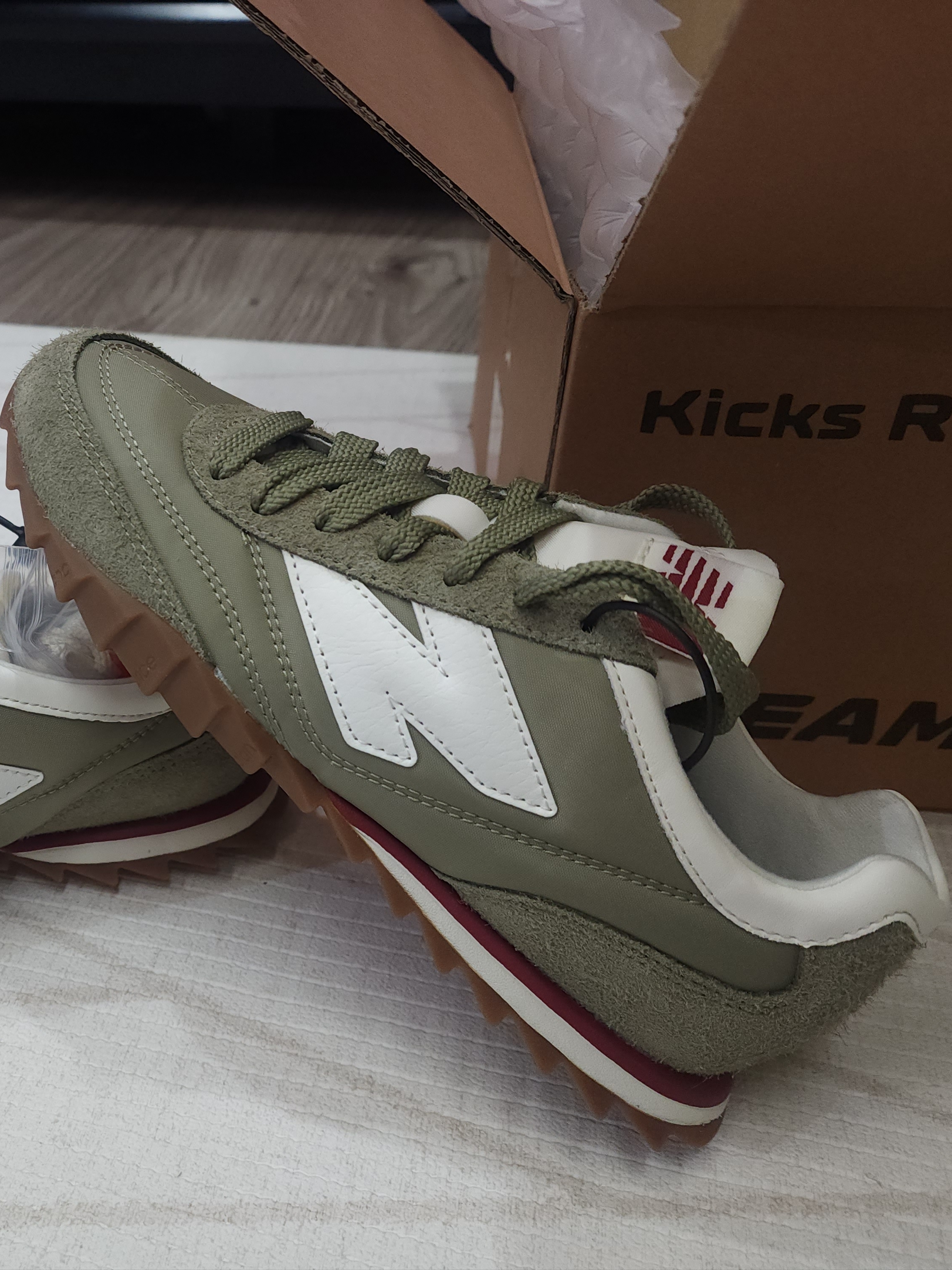 New Balance RC30 True Camo White 착용 스타일 - 2