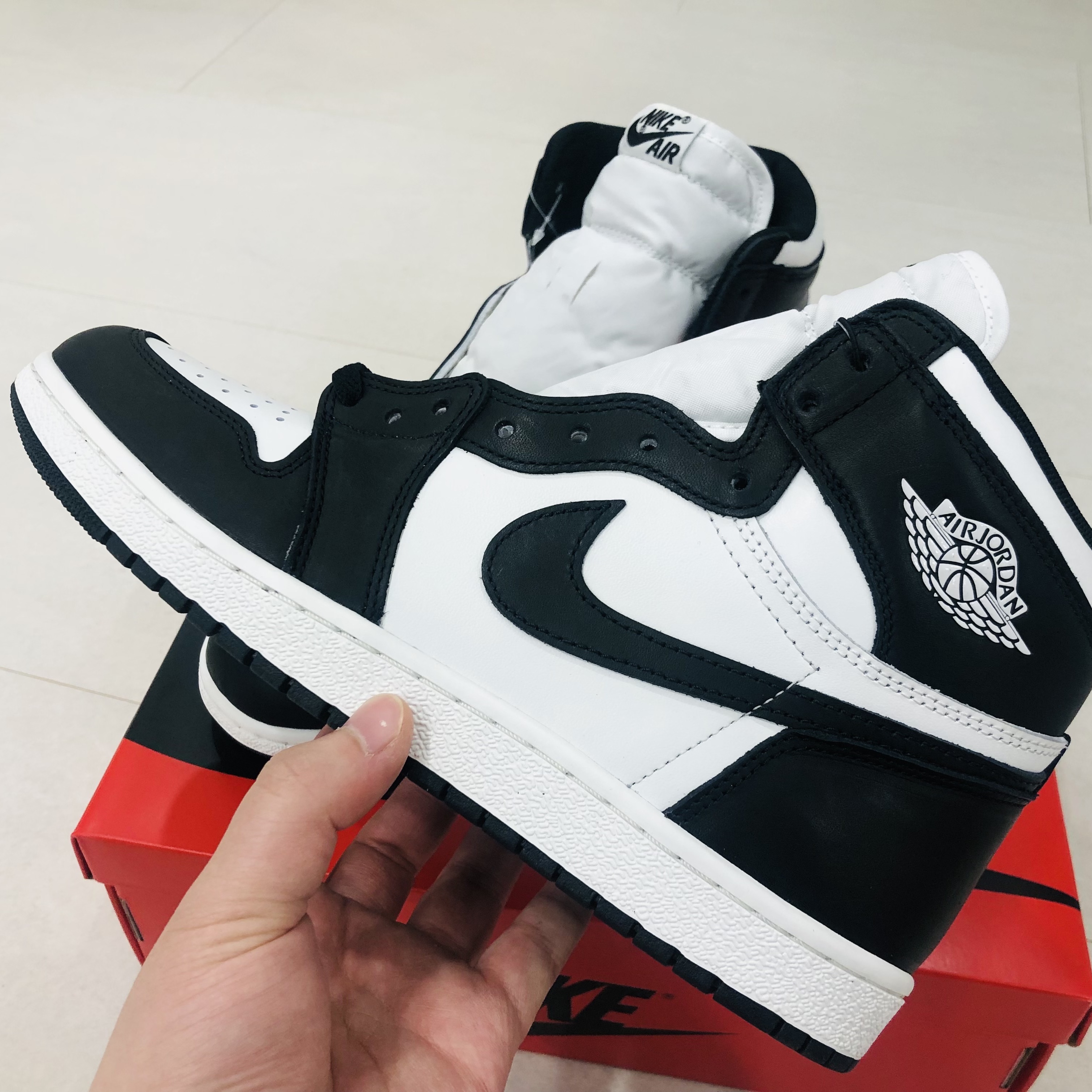 Jordan 1 High 85 Black White 착용 스타일 - 1