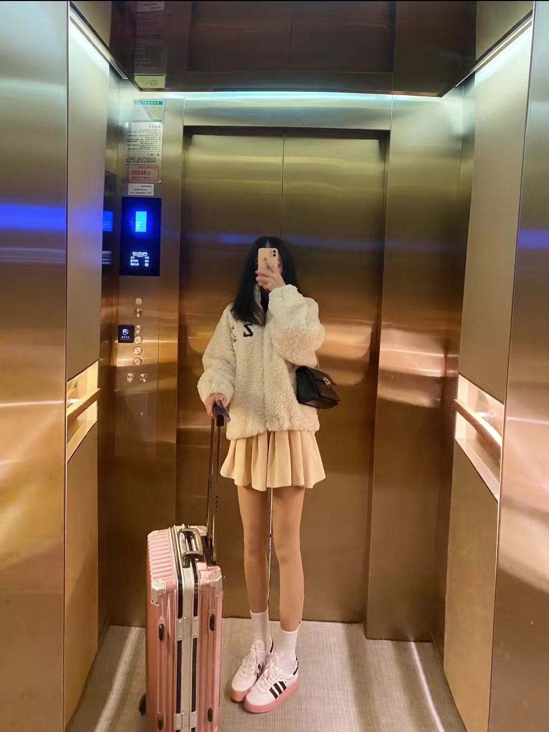 (W) Adidas Sambarose White Pink 착용 스타일