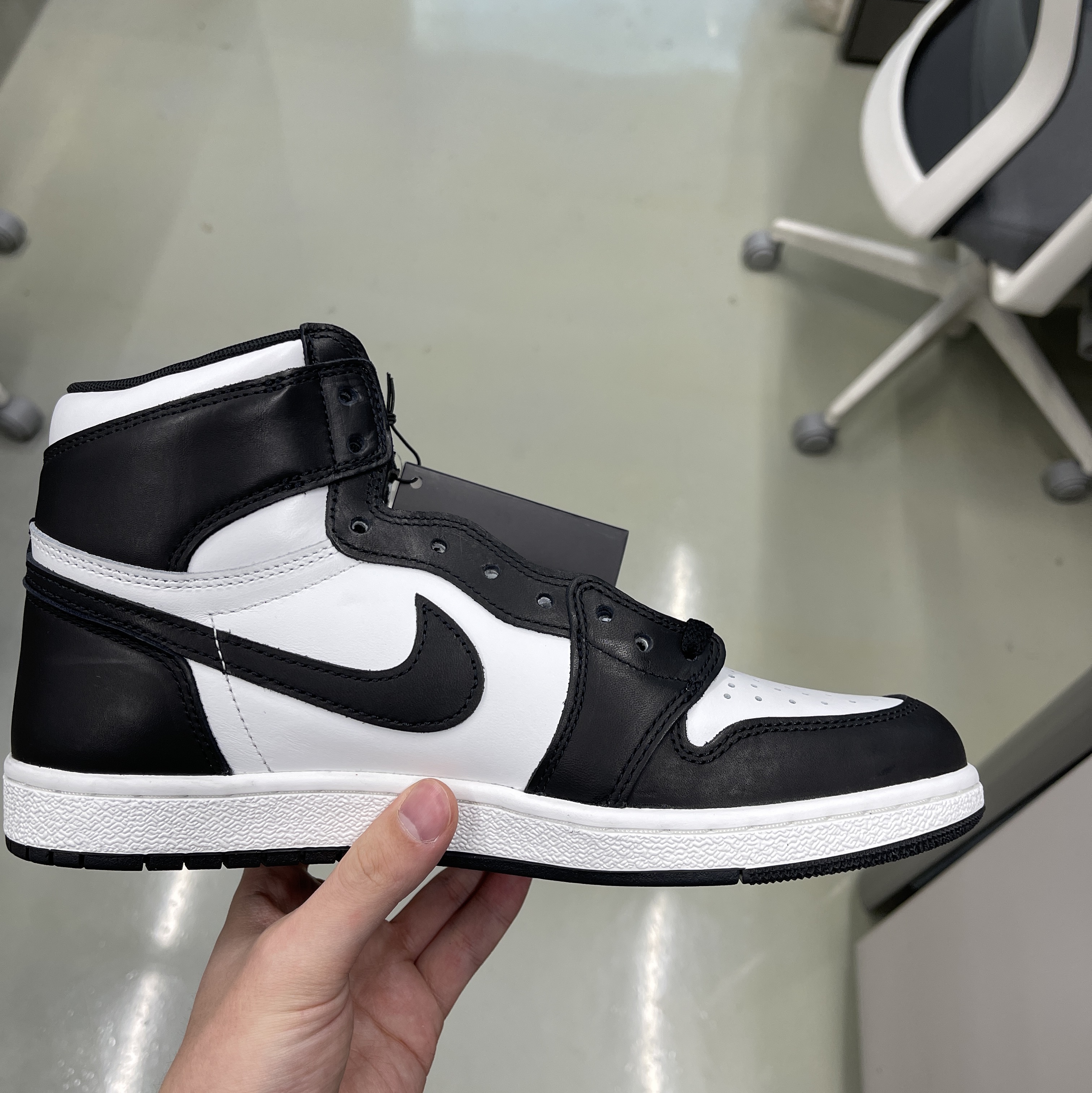 Jordan 1 High 85 Black White 착용 스타일 - 2