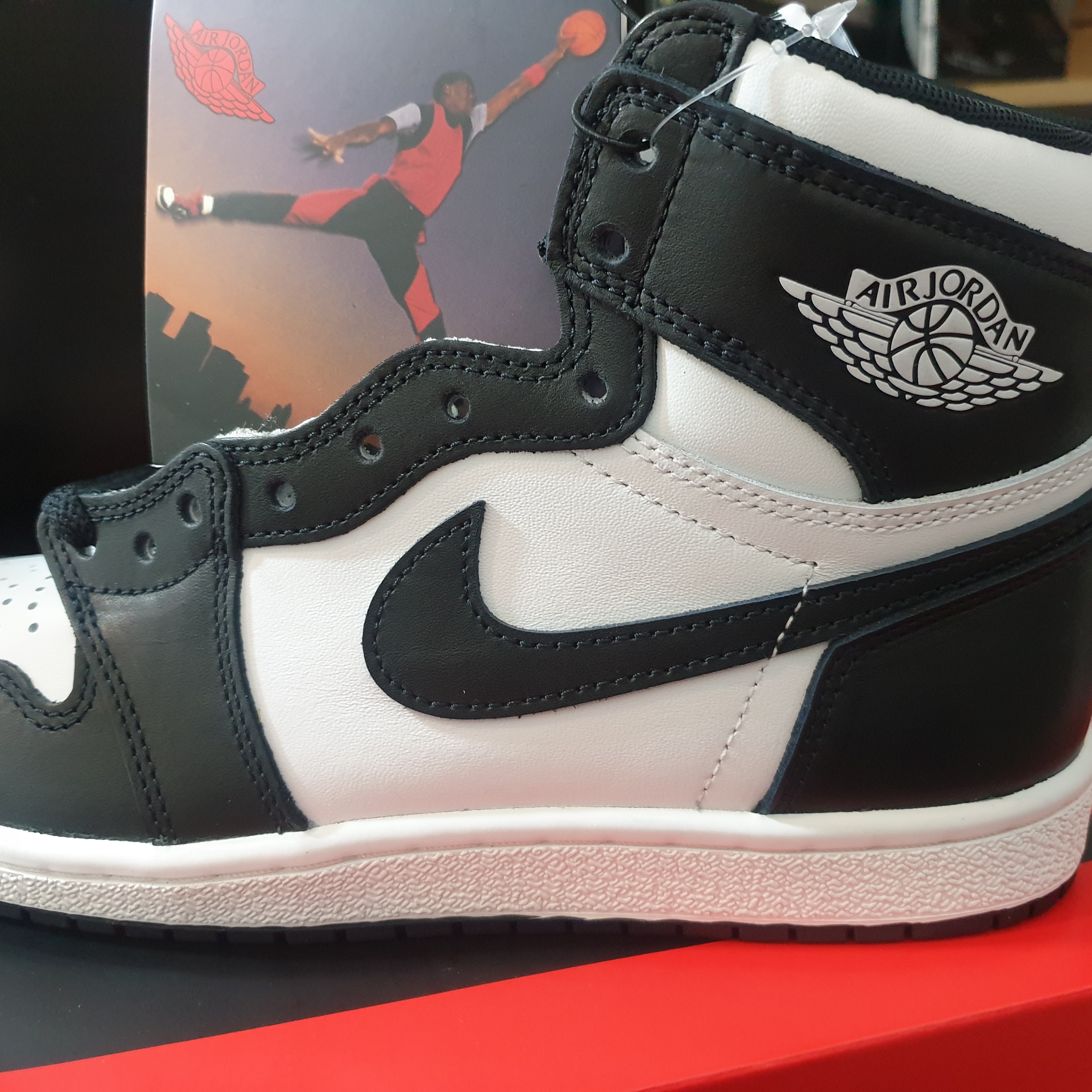 Jordan 1 High 85 Black White 착용 스타일 - 1