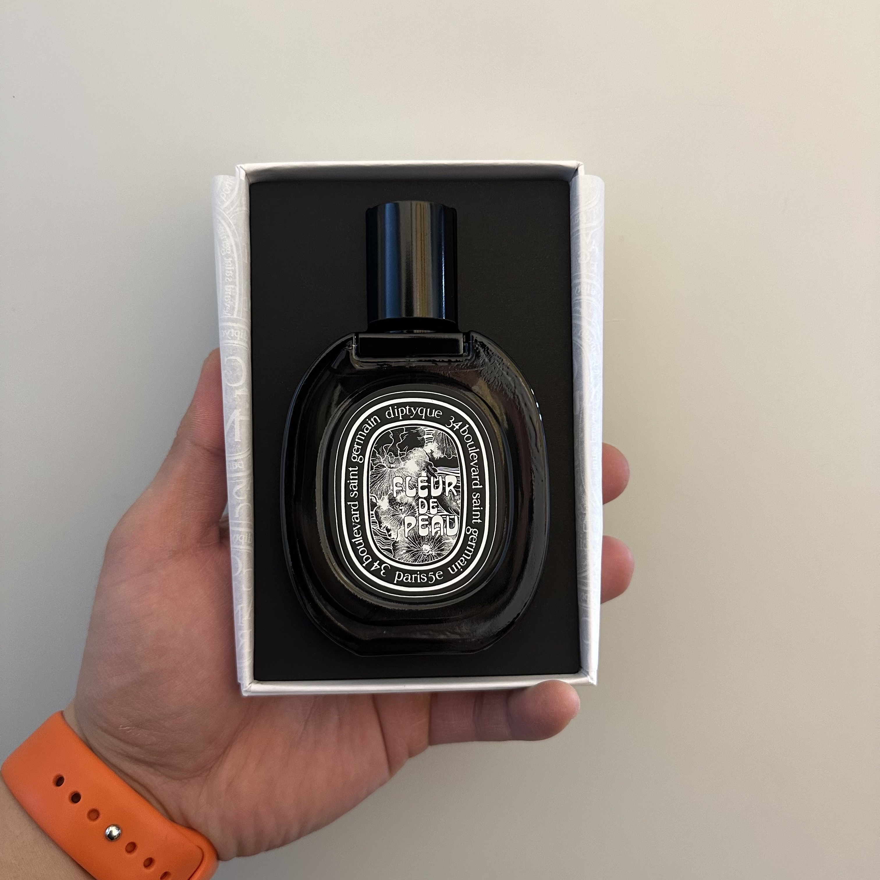 Diptyque Fleur De Peau Eau De Parfum 75ml 착용 스타일