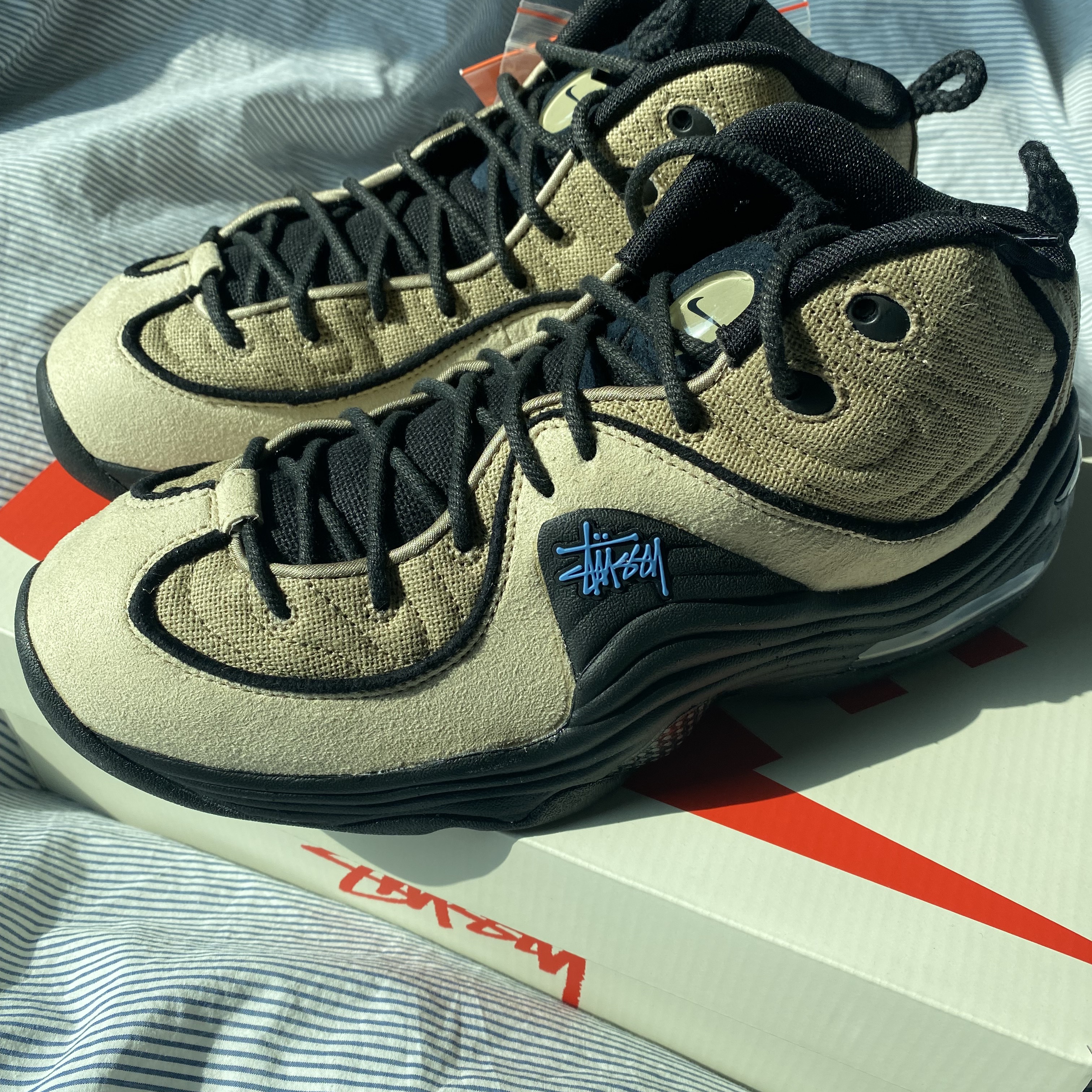Nike x Stussy Air Penny II Rattan and Limestone 착용 스타일 - 4