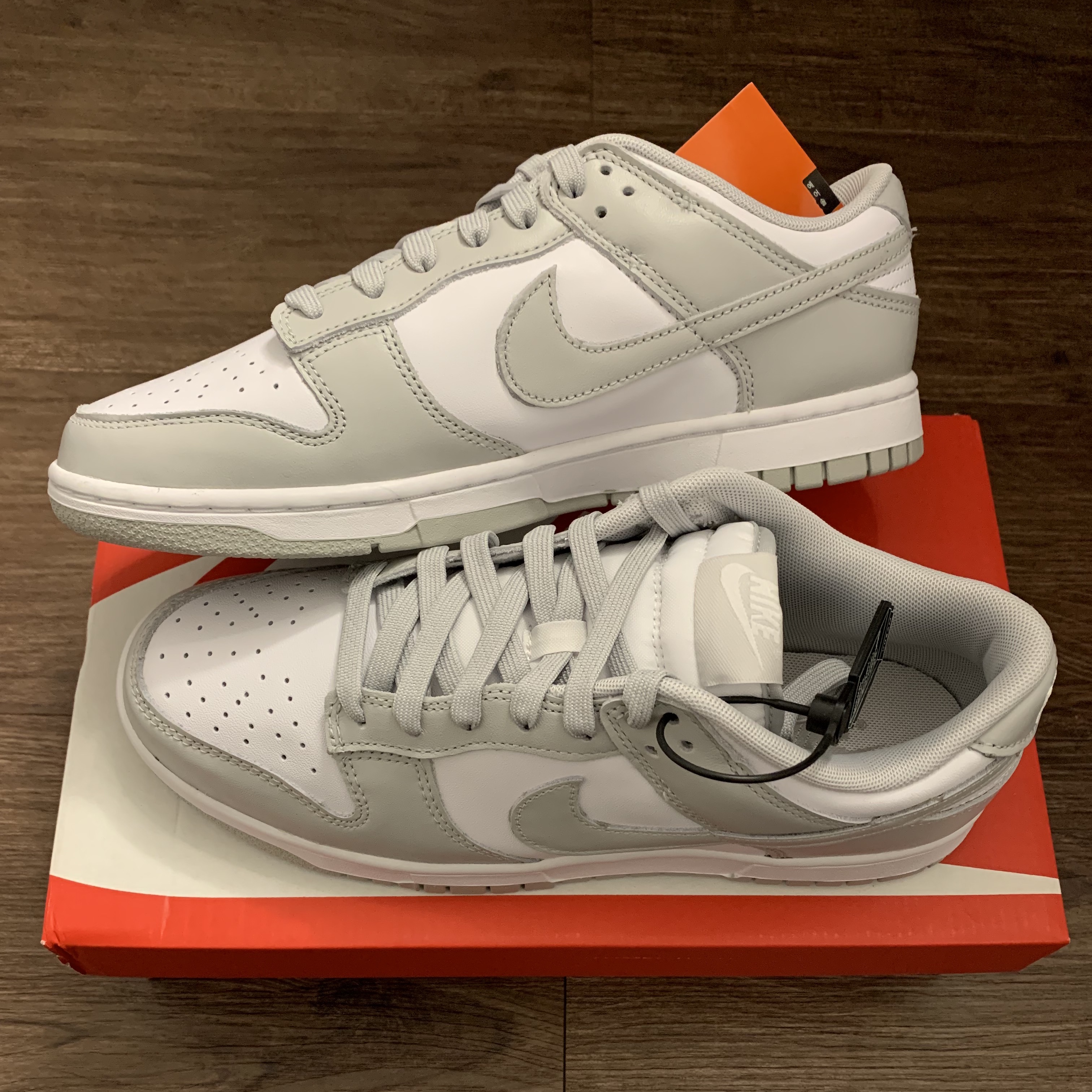 Nike Dunk Low Retro Grey Fog 착용 스타일
