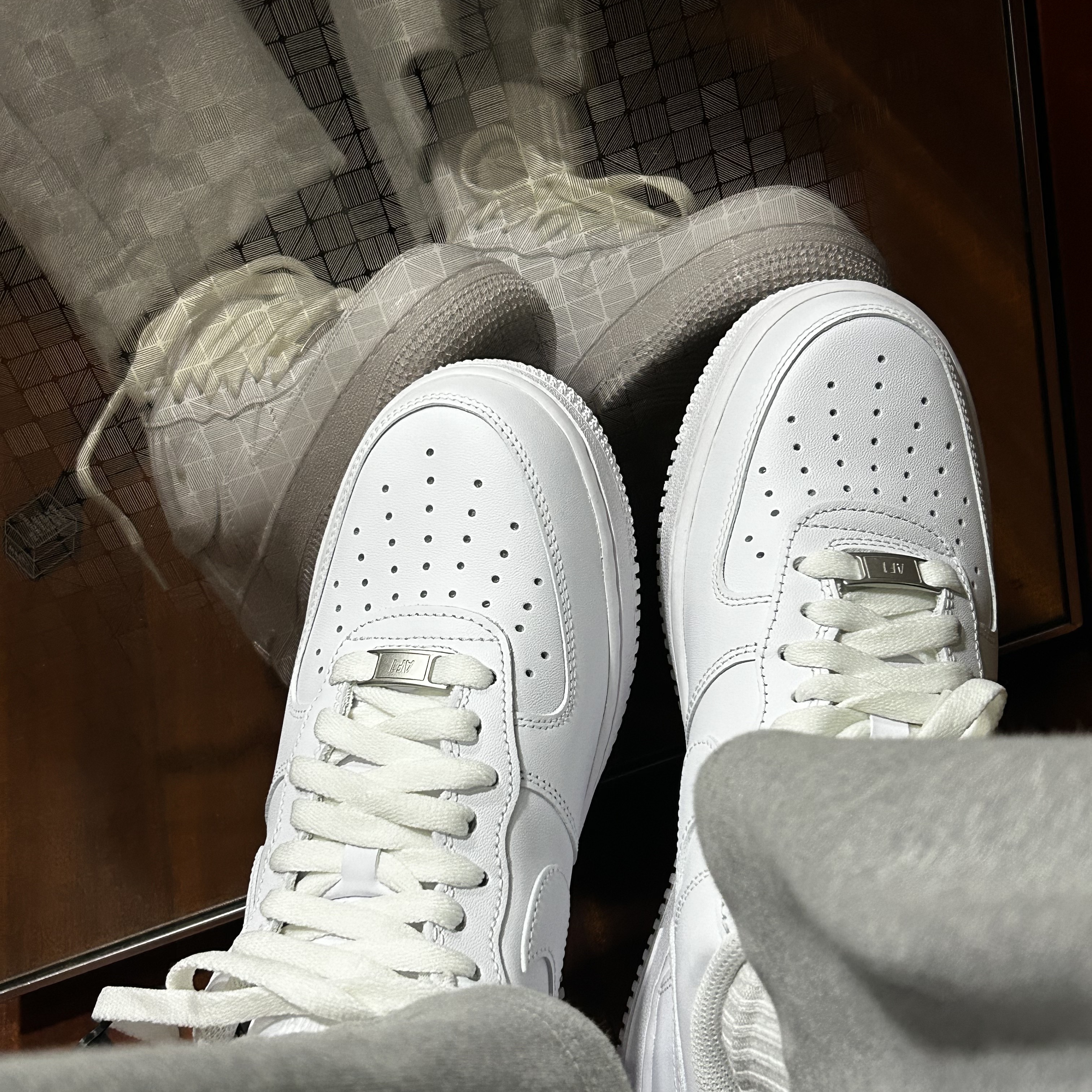 Nike Air Force 1 '07 Low White 착용 스타일 - 2