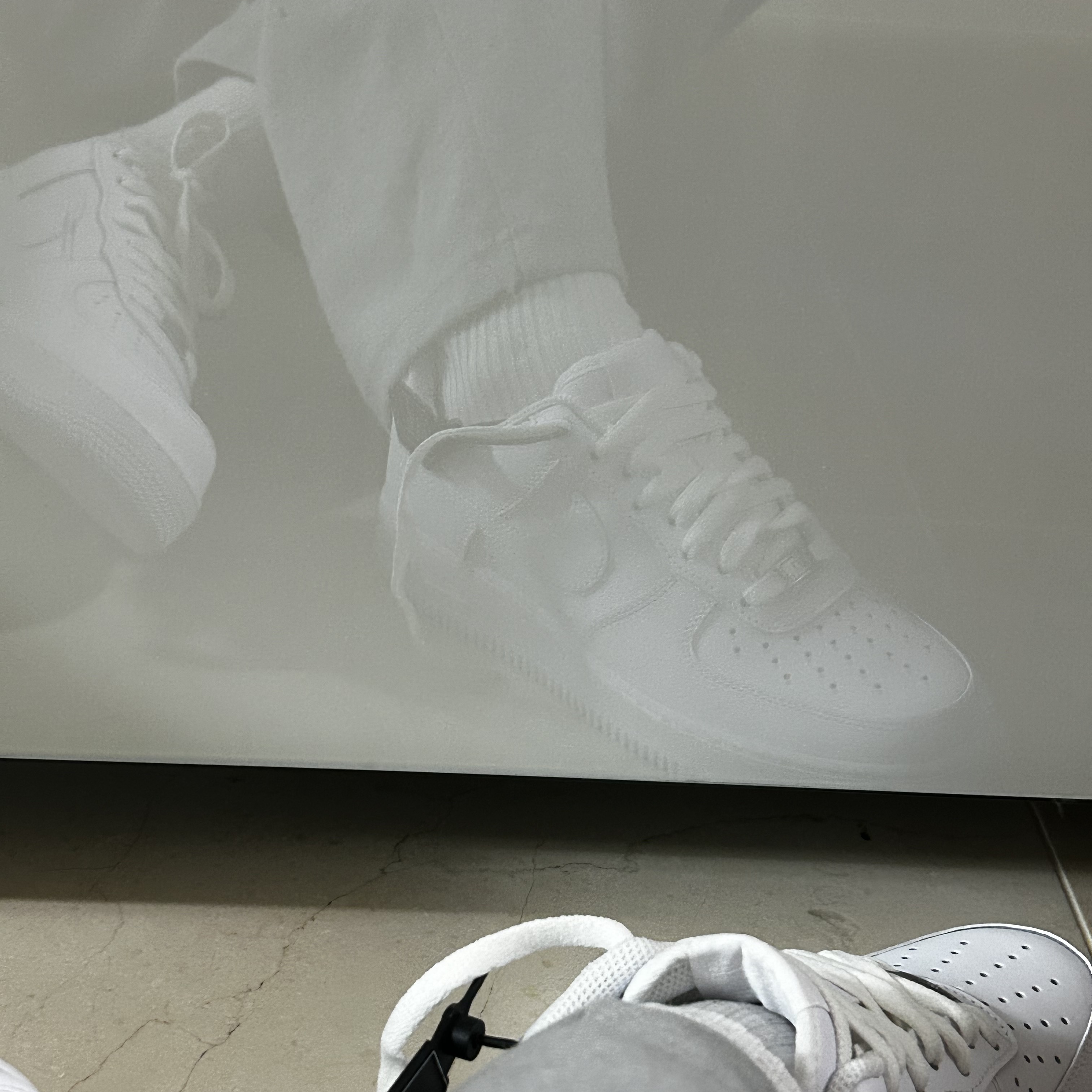 Nike Air Force 1 '07 Low White 착용 스타일 - 1