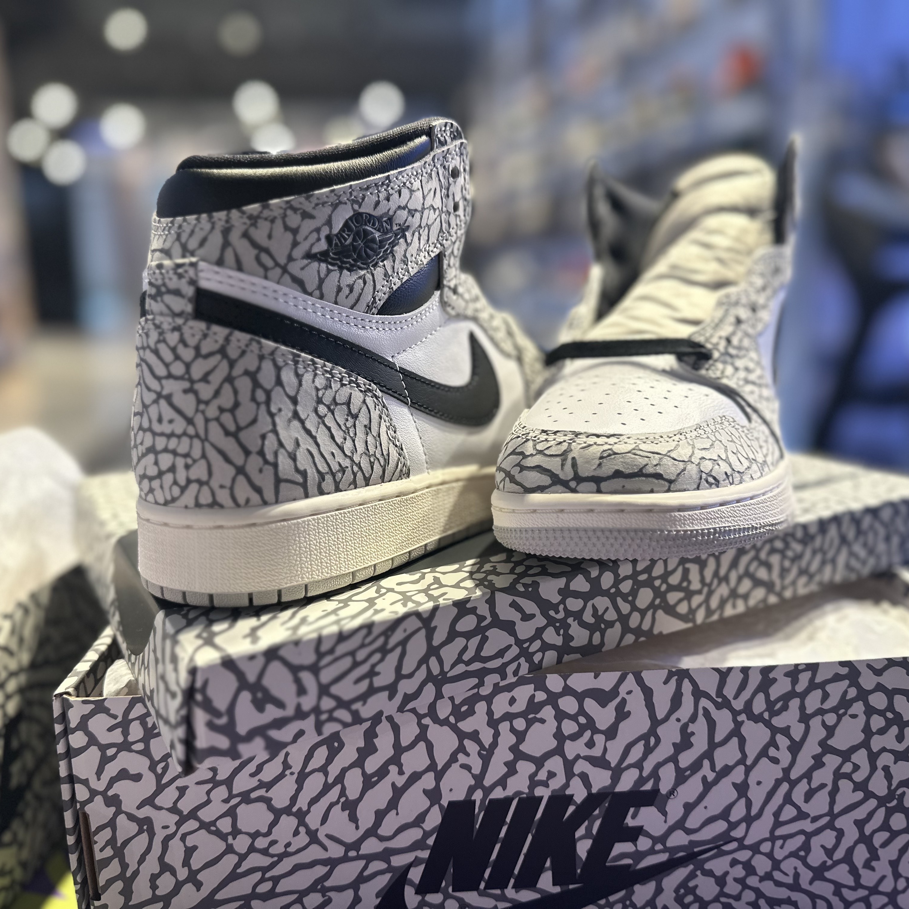 (GS) Jordan 1 Retro High White Cement 착용 스타일 - 3