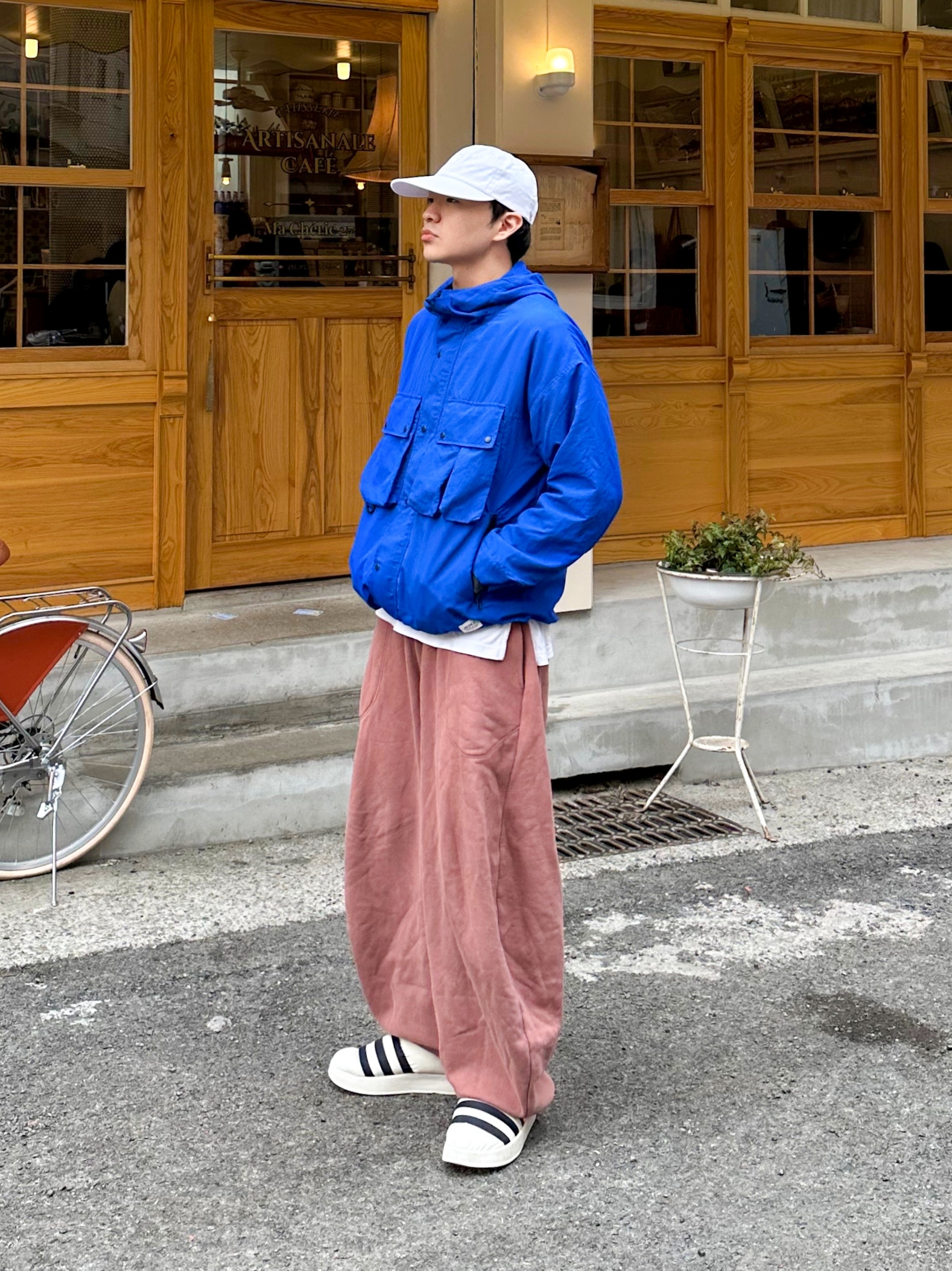 Adidas Puffylette Off White 착용 스타일 - 3