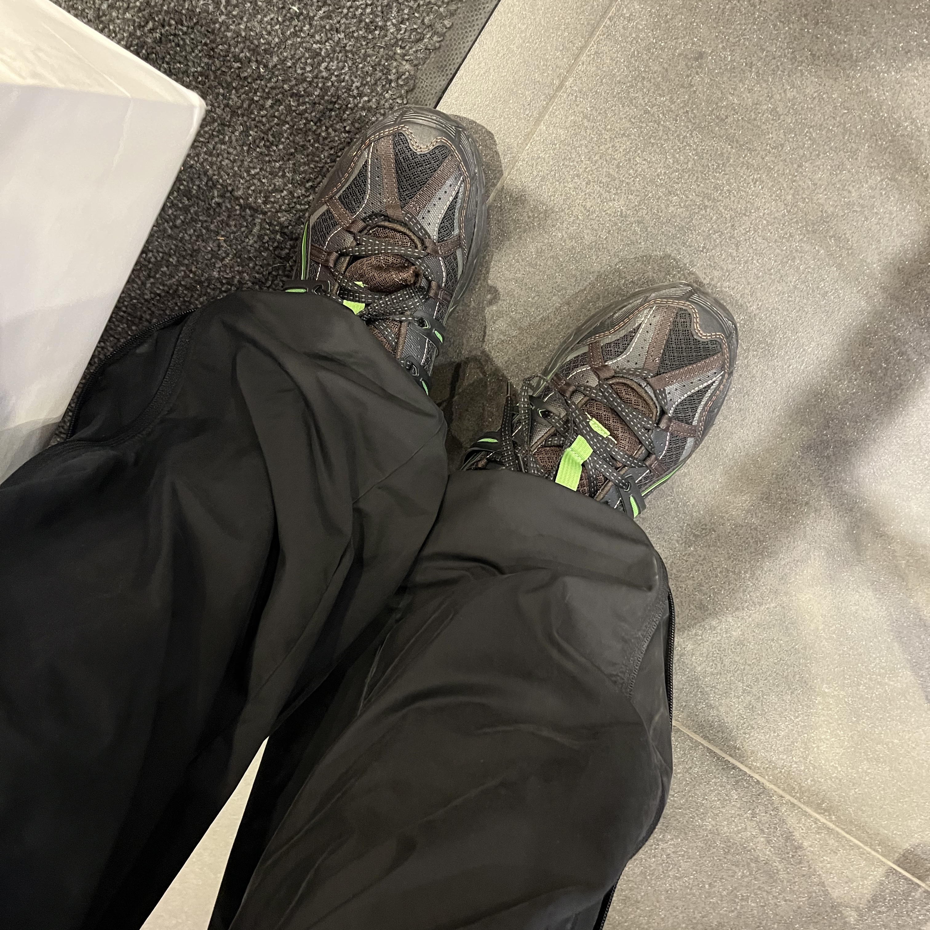 Asics x Andersson Bell Gel-Sonoma 15-50 Black Green 착용 스타일