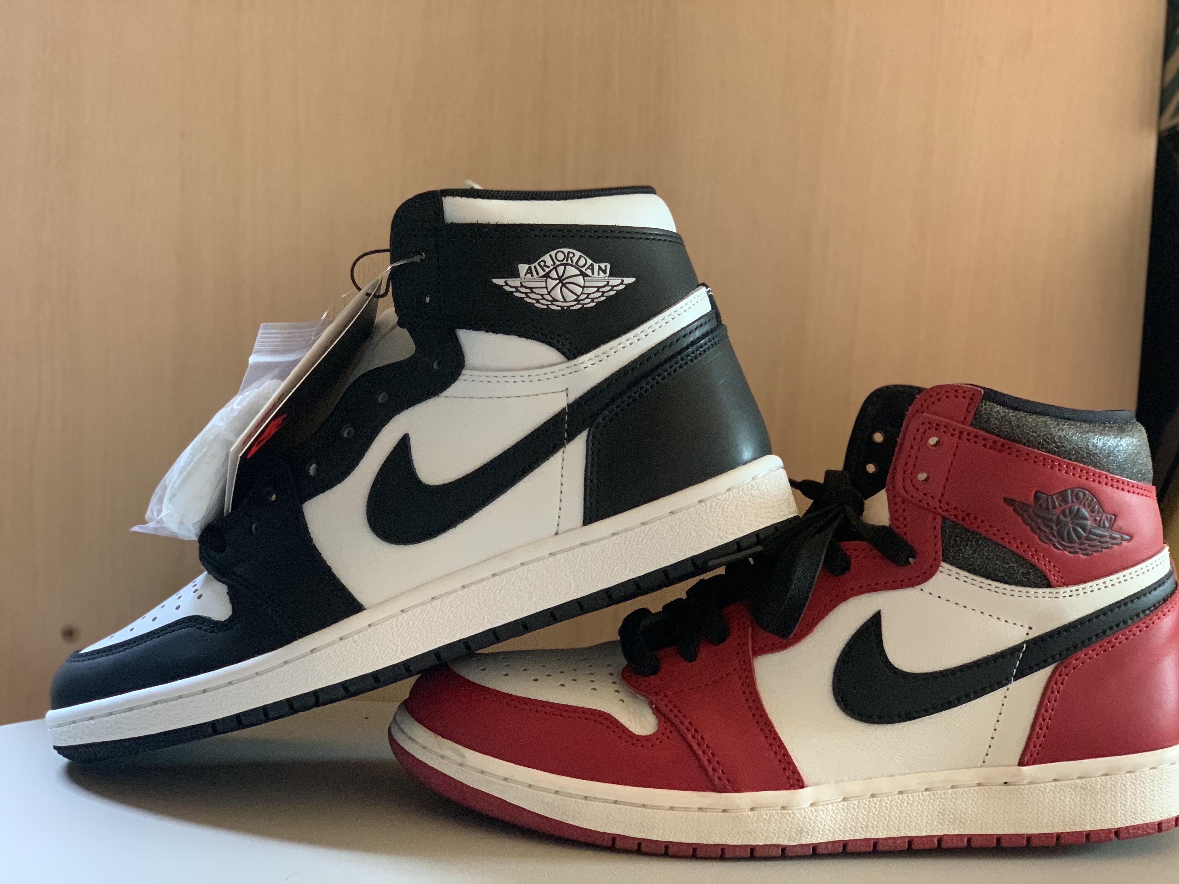 Jordan 1 High 85 Black White, Jordan 1 Retro High OG Chicago 2022 착용 스타일