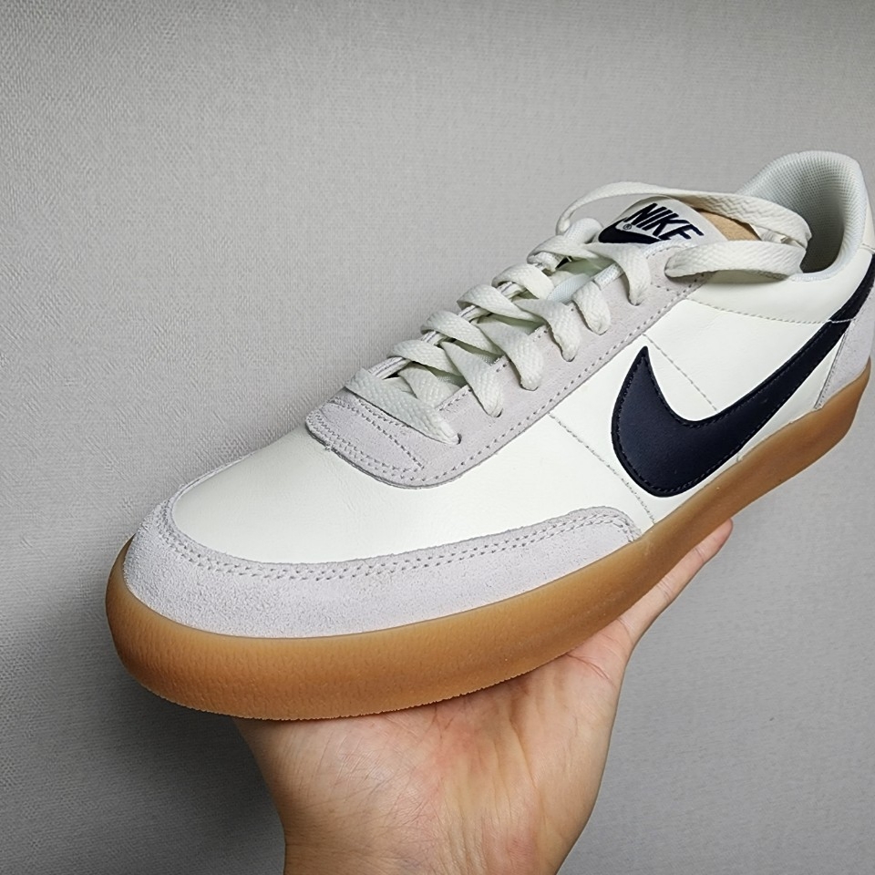 Nike Killshot 2 Leather Sail Oil Grey Gum 착용 스타일