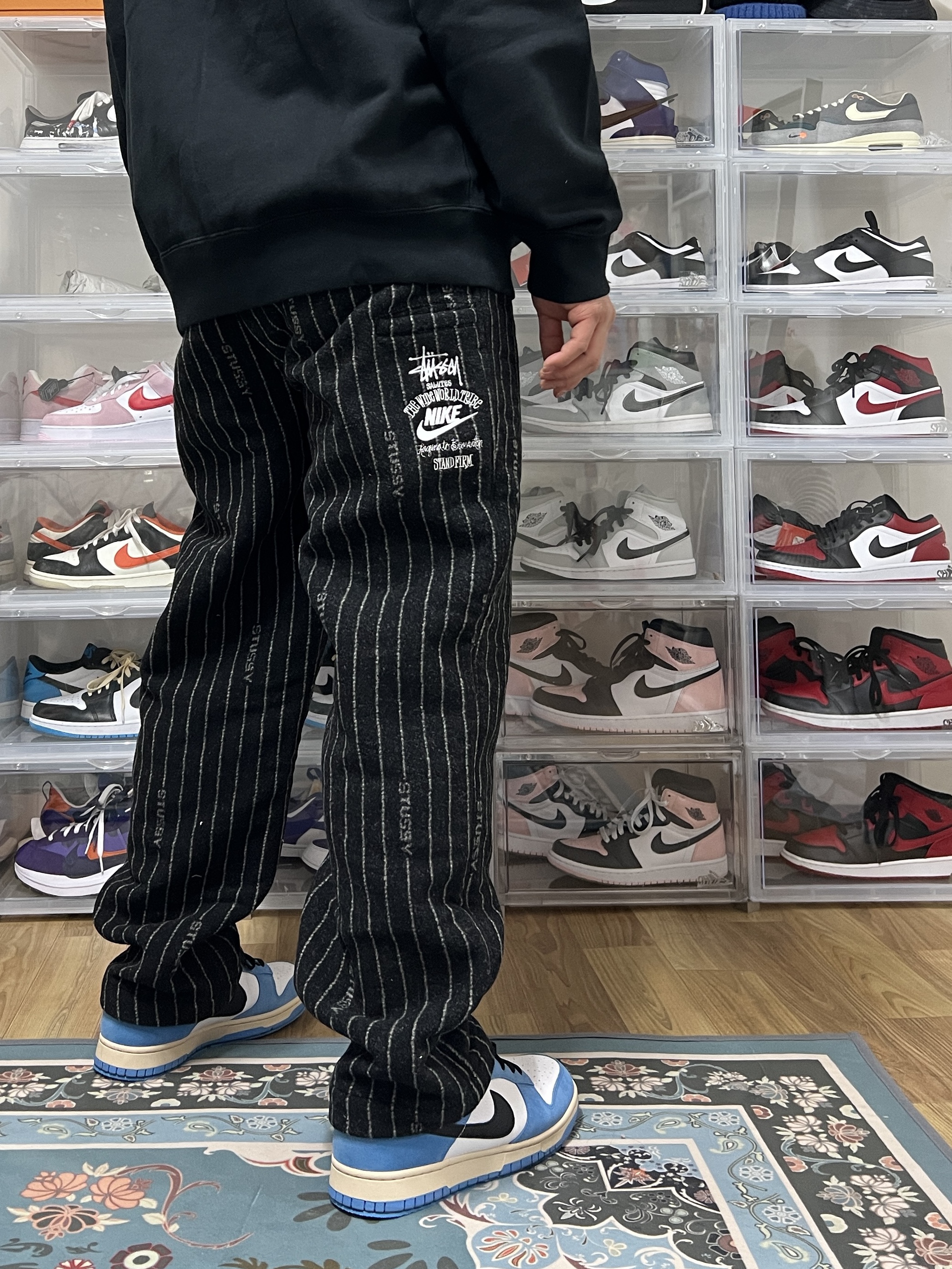 Nike x Stussy NRG Striped Wool Pants Black (DR4021-010) 착용 스타일 - 4
