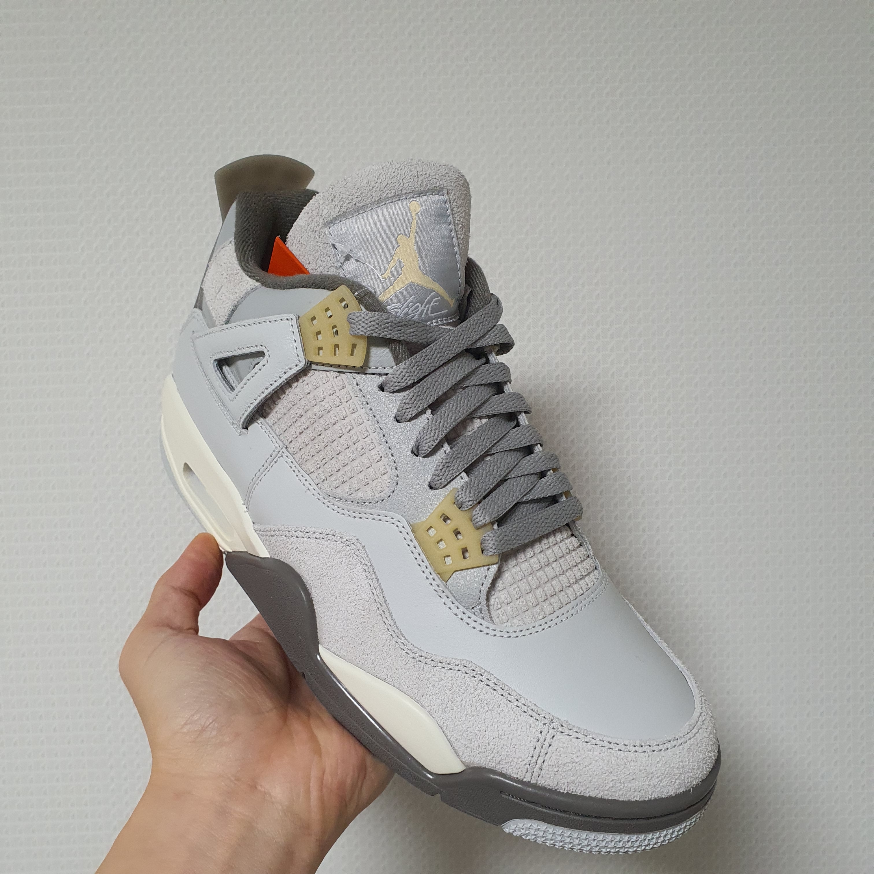 Jordan 4 Retro SE Craft 착용 스타일