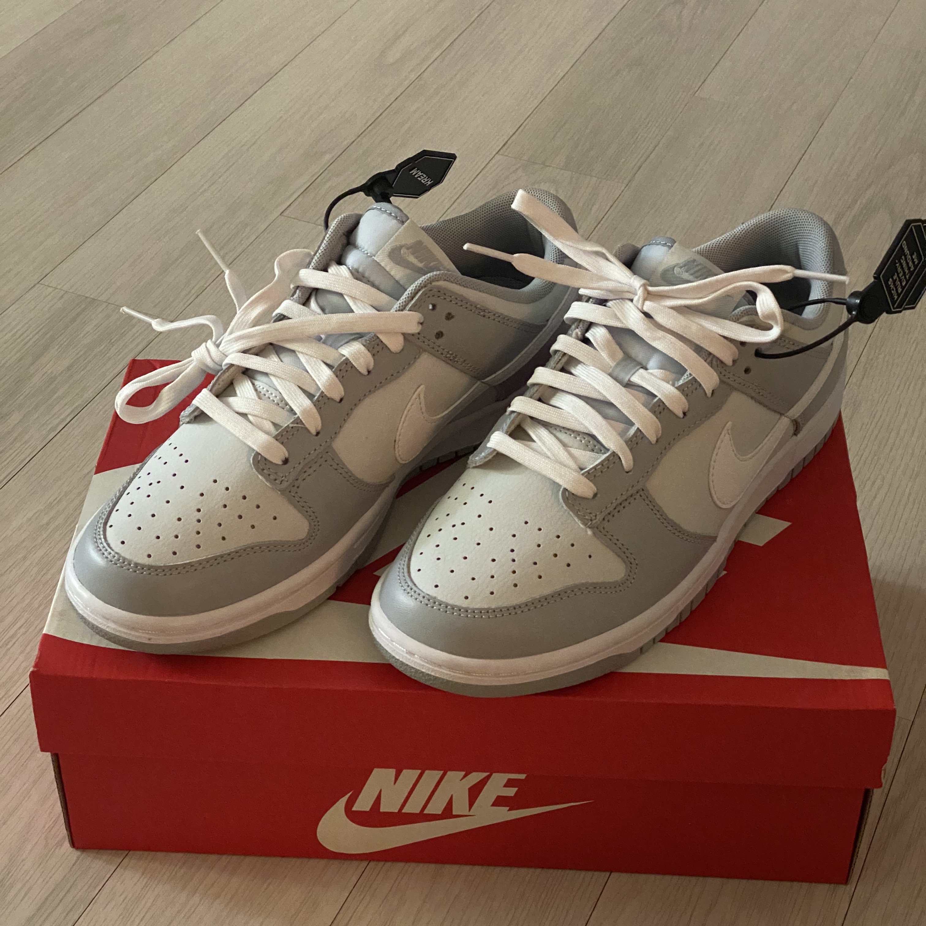 Nike Dunk Low Retro Wolf Grey 착용 스타일