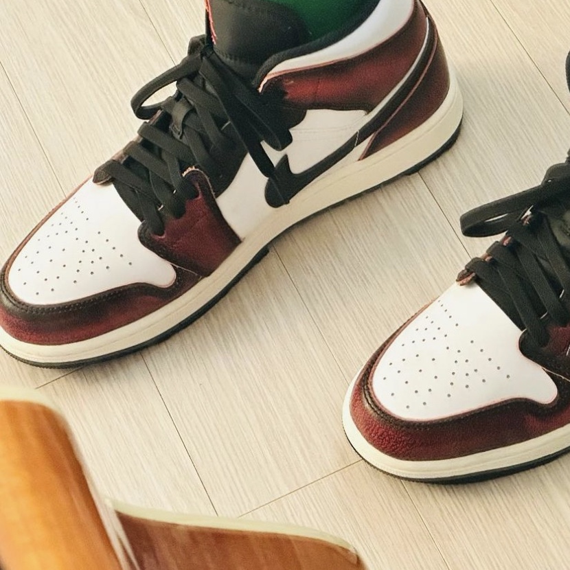 Jordan 1 Mid SE Infrared 23 착용 스타일 - 2