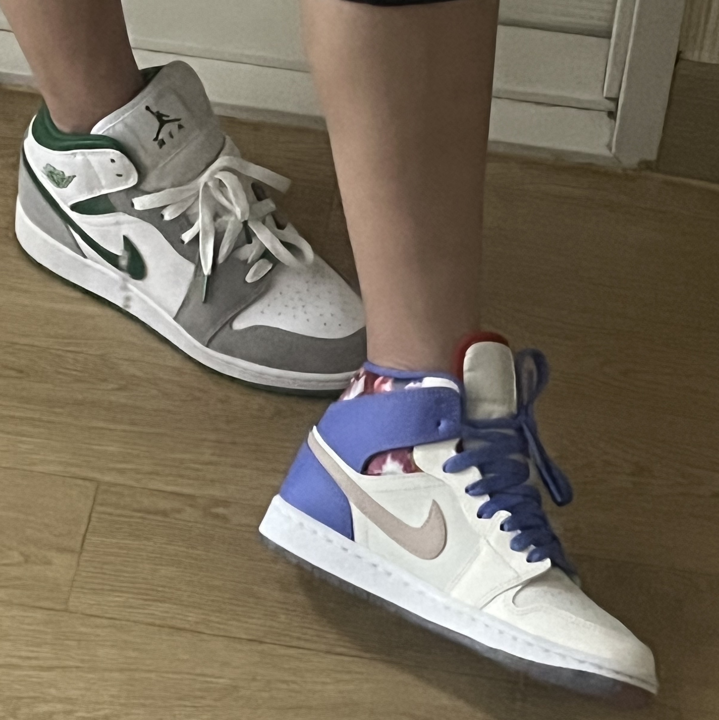 (W) Jordan 1 Mid Floral 착용 스타일 - 2