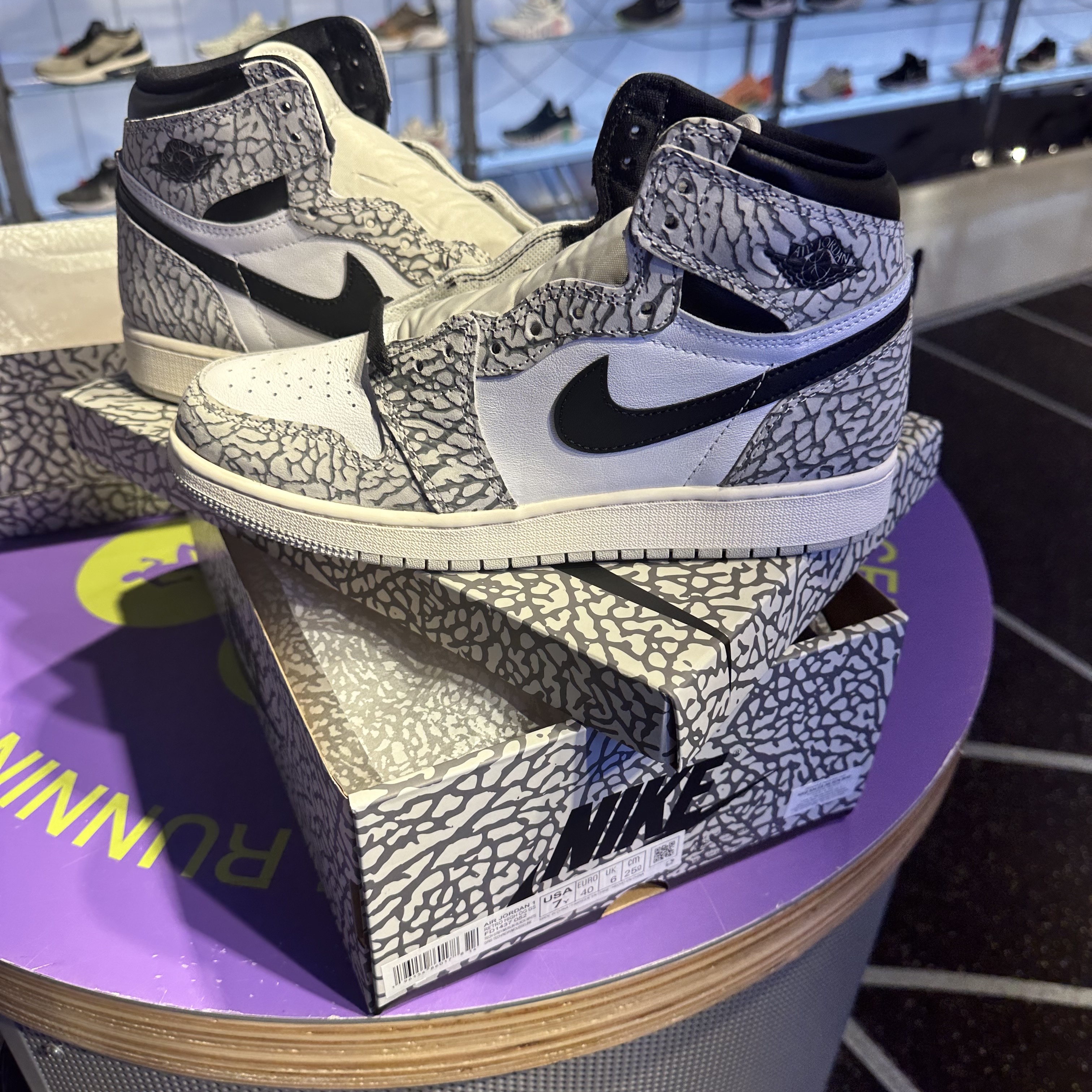 (GS) Jordan 1 Retro High White Cement 착용 스타일 - 2