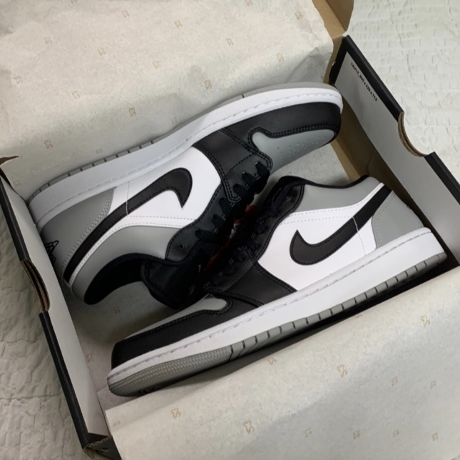 Jordan 1 Low Light Smoke Grey Black 착용 스타일