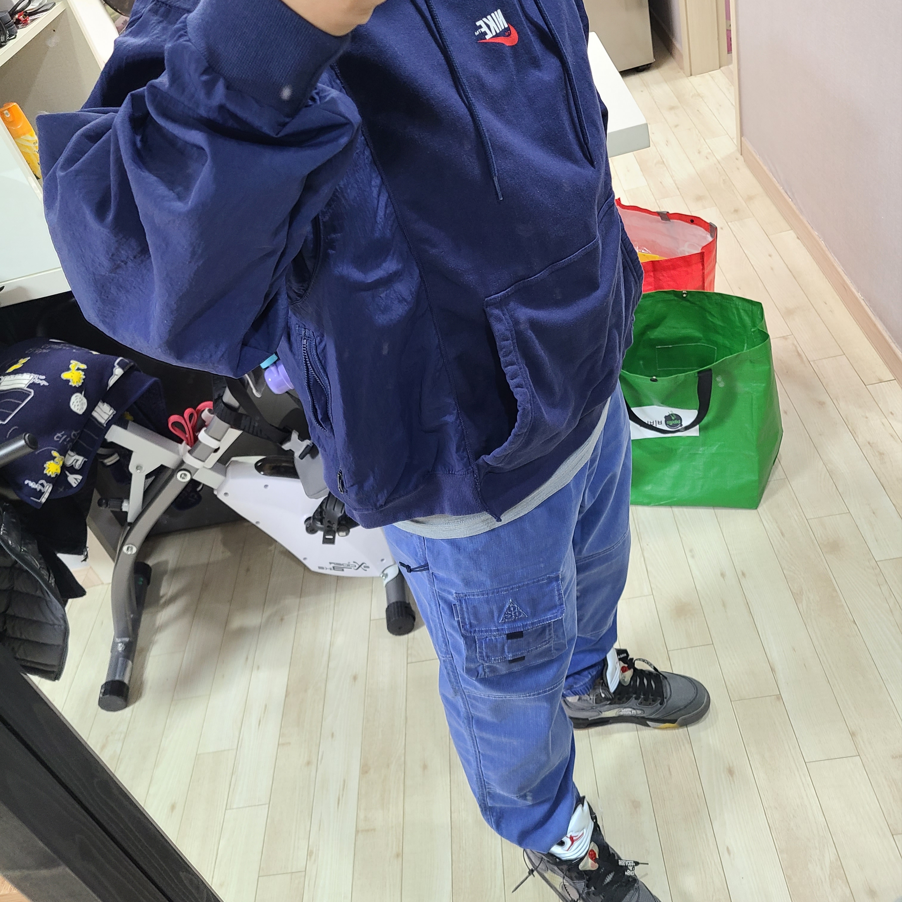 Jordan 5 x Off-White Retro SP Black Muslin 착용 스타일