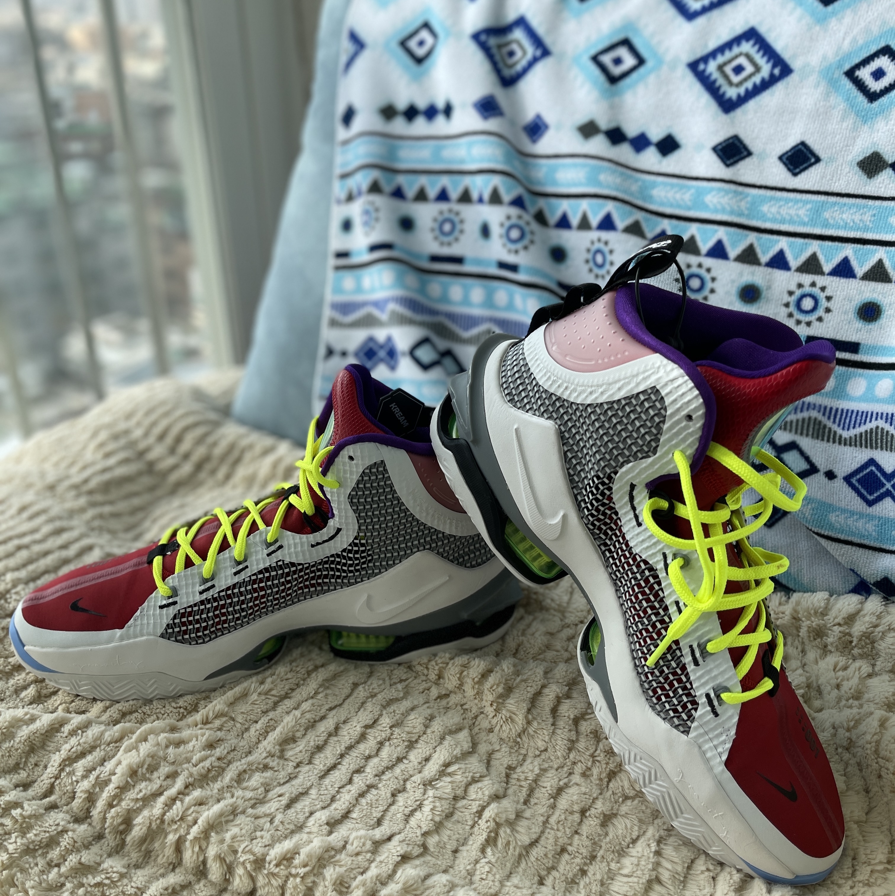Nike Air Zoom GT Jump Multi Color 착용 스타일 - 2
