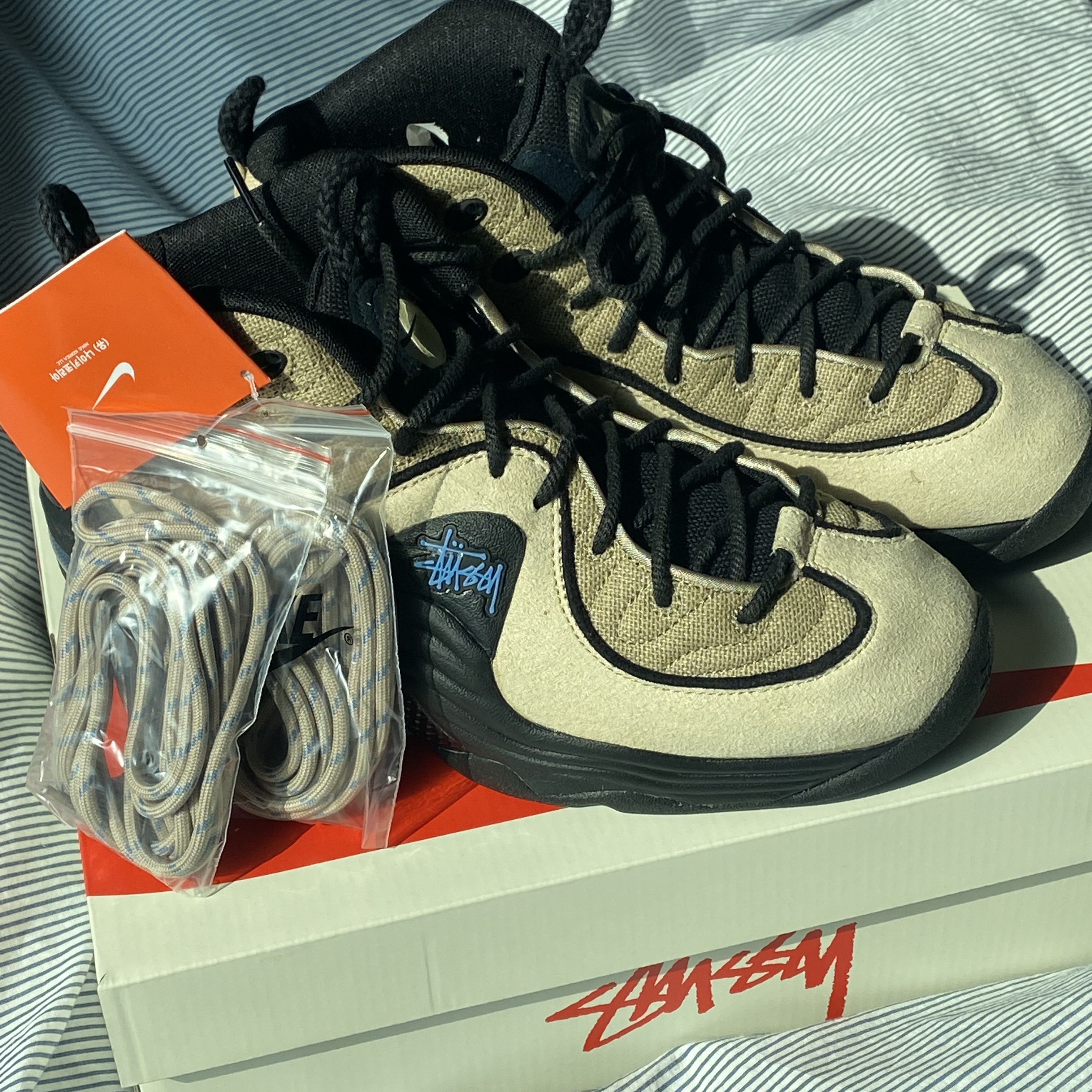 Nike x Stussy Air Penny II Rattan and Limestone 착용 스타일 - 5