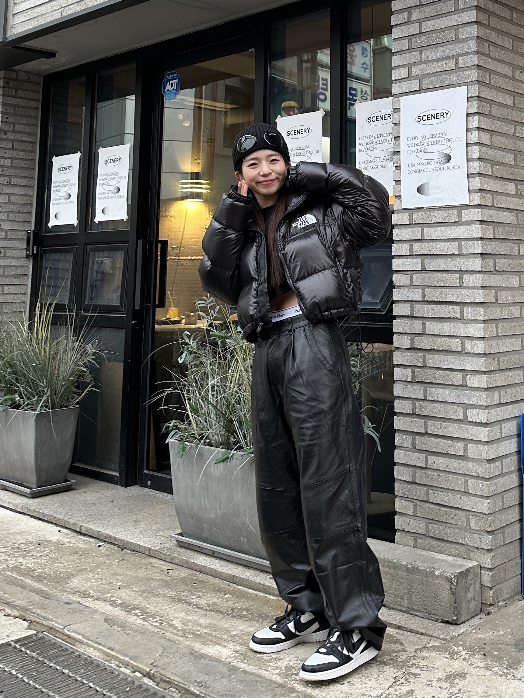 (W) The North Face Nuptse Short Jacket TNF Black, Nike x Ambush Dunk High Black 착용 스타일