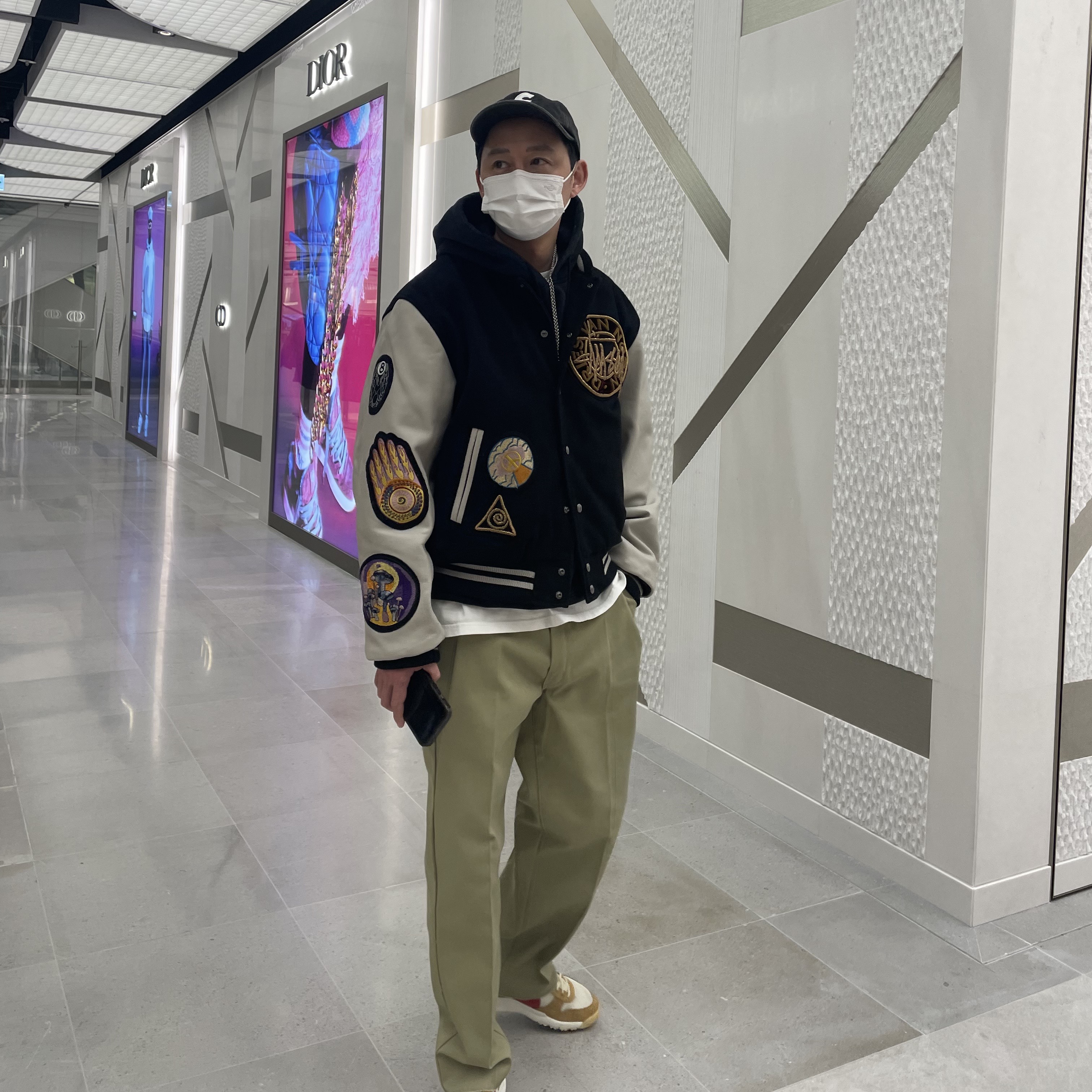 Stussy x Dries Van Noten Varsity Jacket Black, Supreme Kevlar Denim S Logo 6-Panel Black - 22SS 착용 스타일 - 2