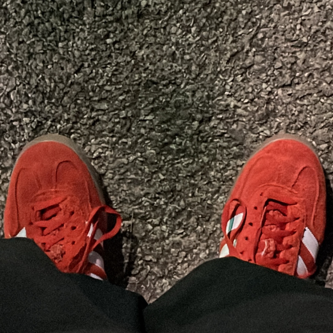 (W) Adidas Gazelle Indoor Bold Orange Cloud White 착용 스타일