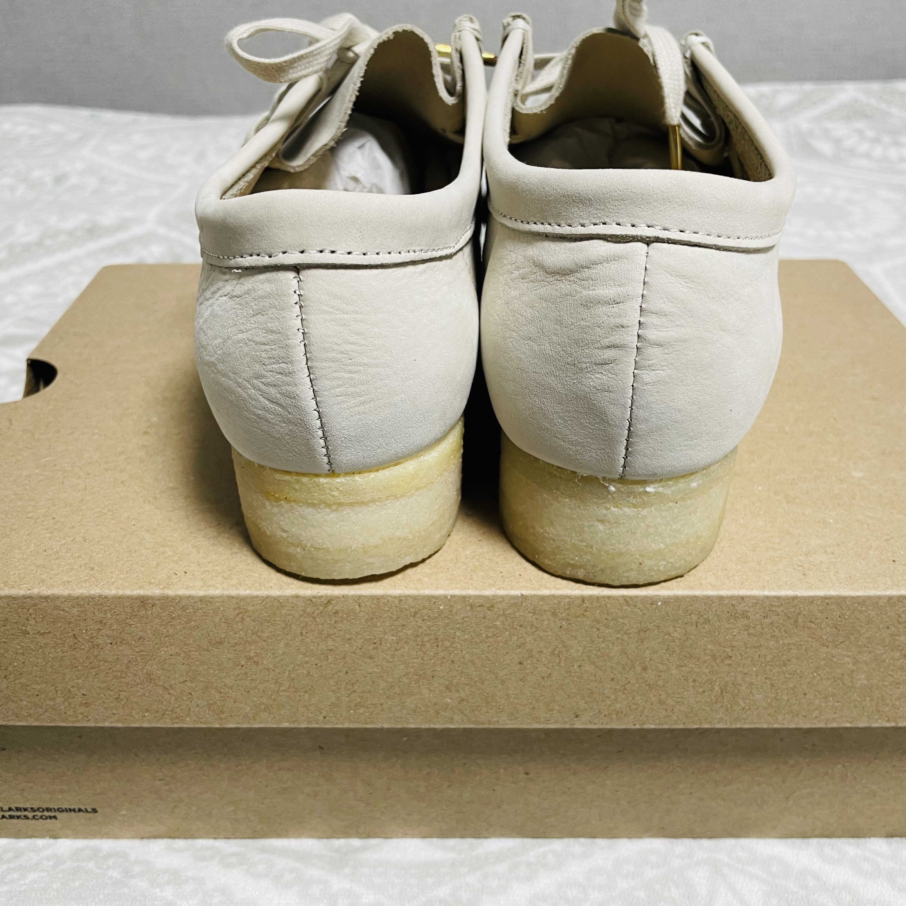 (W) Clarks Wallabee White Nubuck 착용 스타일 - 4
