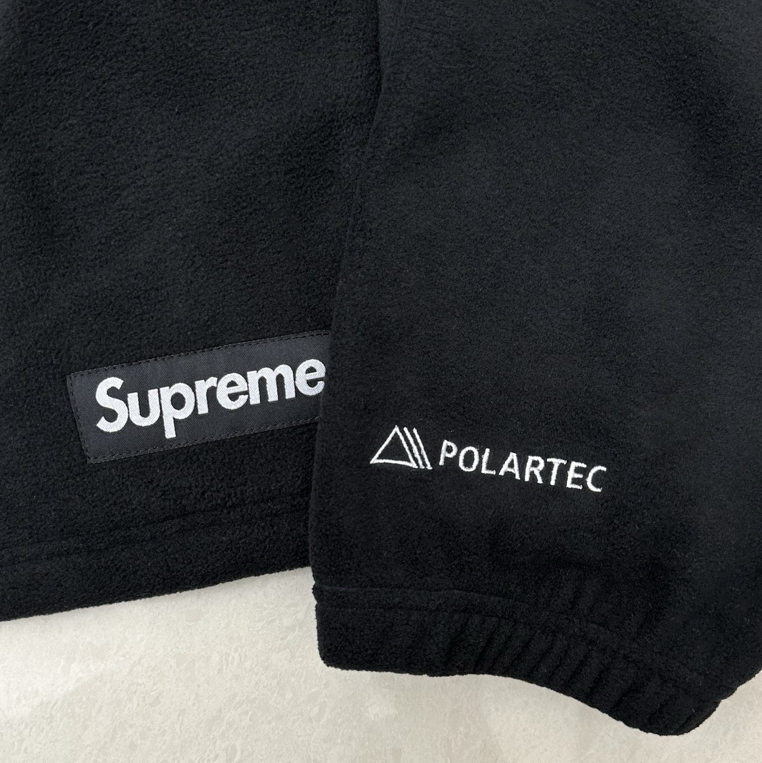 Supreme Polartec Zip Jacket Black - 22FW 착용 스타일