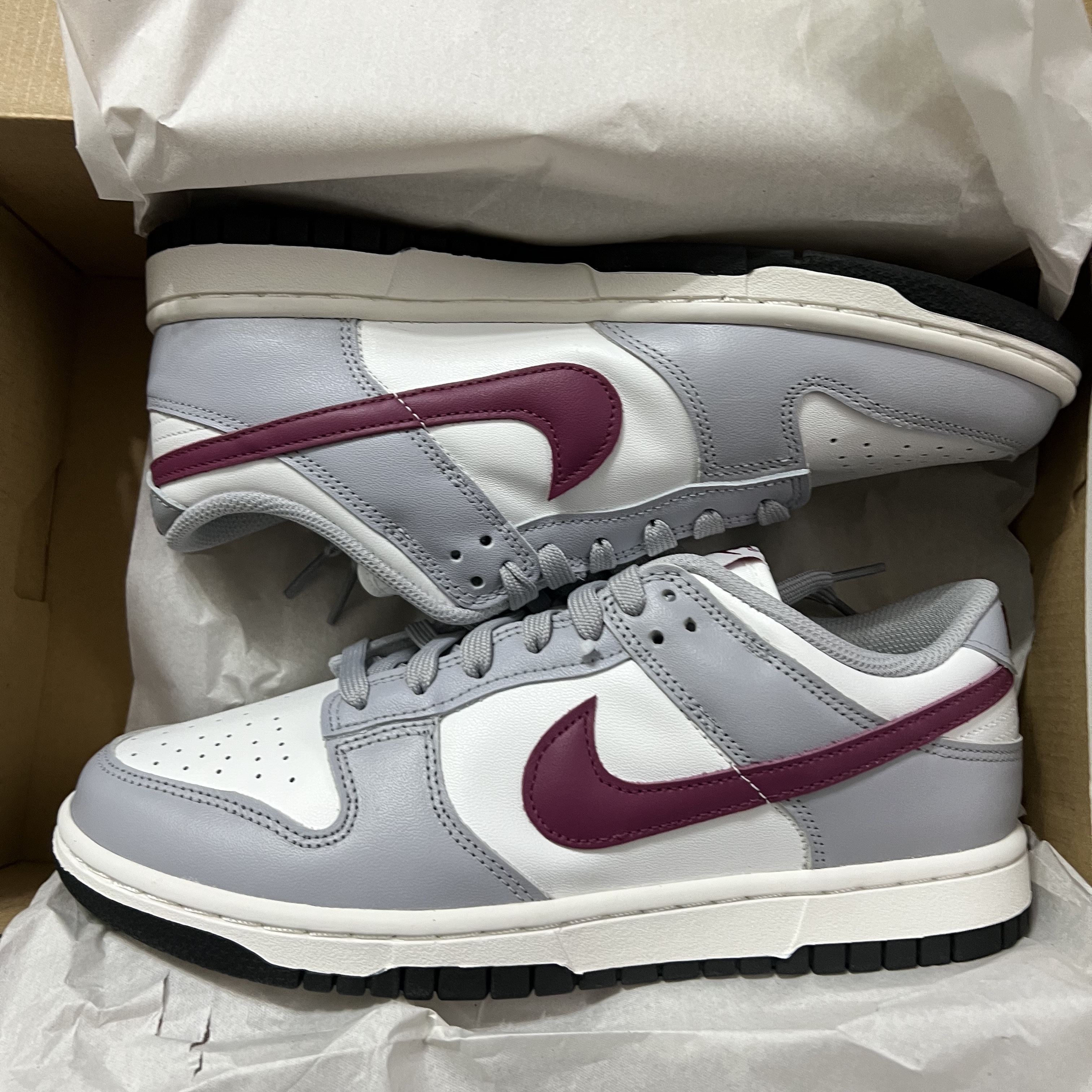 (W) Nike Dunk Low Wolf Grey Rosewood 착용 스타일