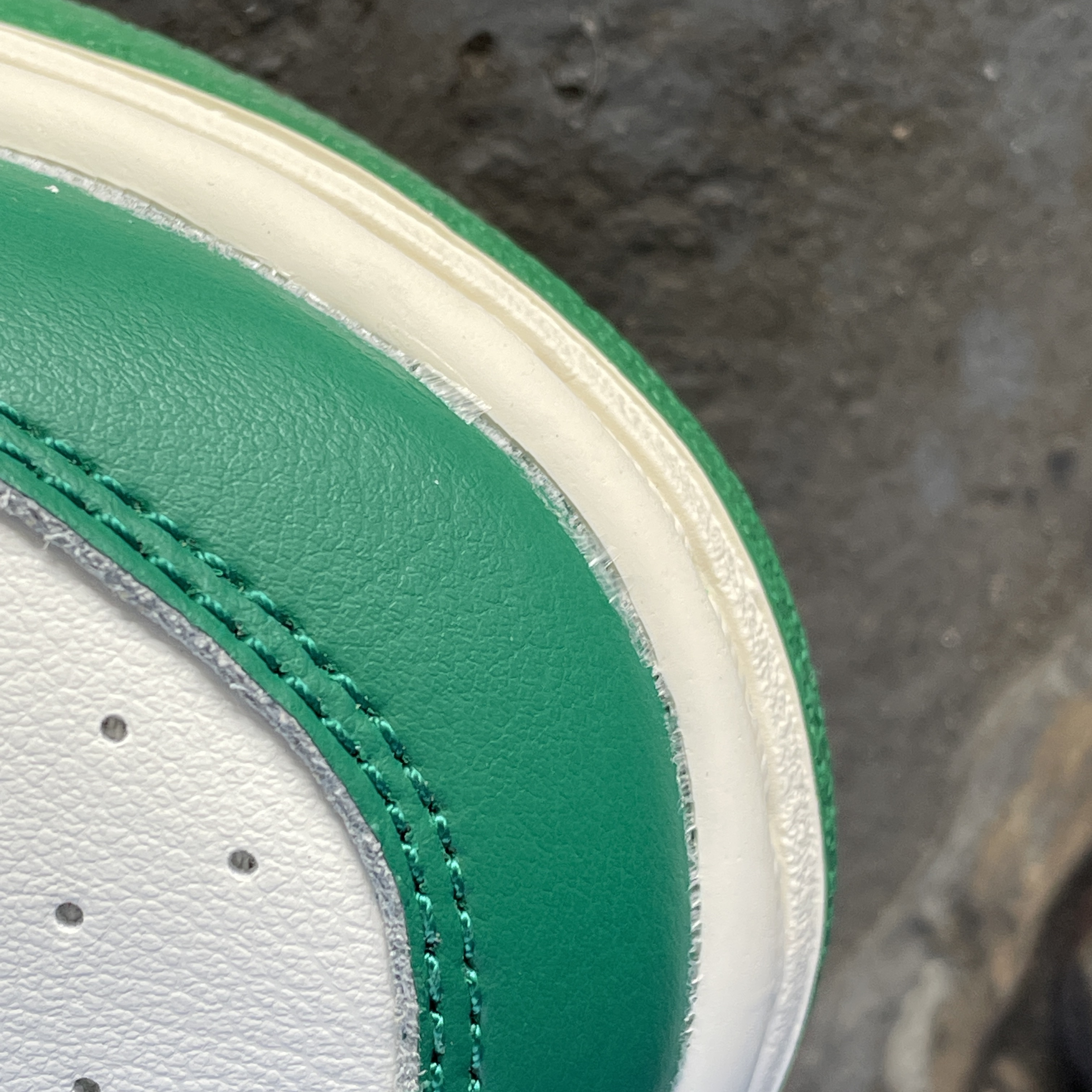 Nike Dunk Low Retro SE Jackpot Malachite 착용 스타일 - 3