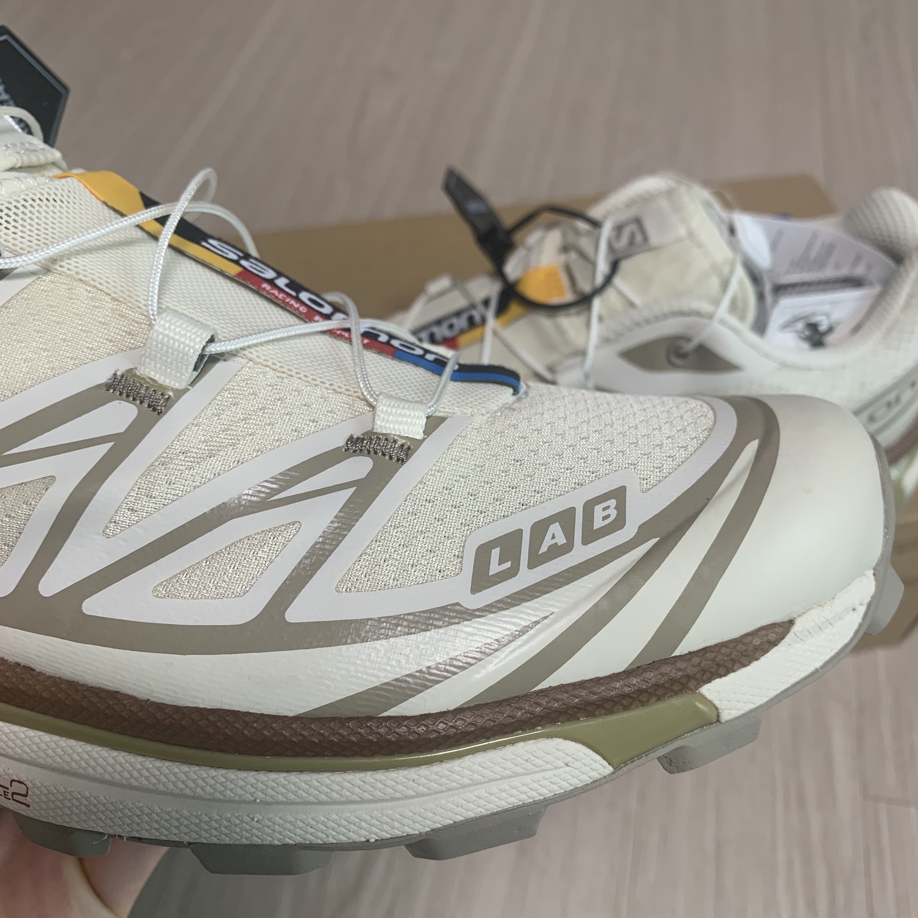 Salomon XT-6 Turtledove 착용 스타일 - 4