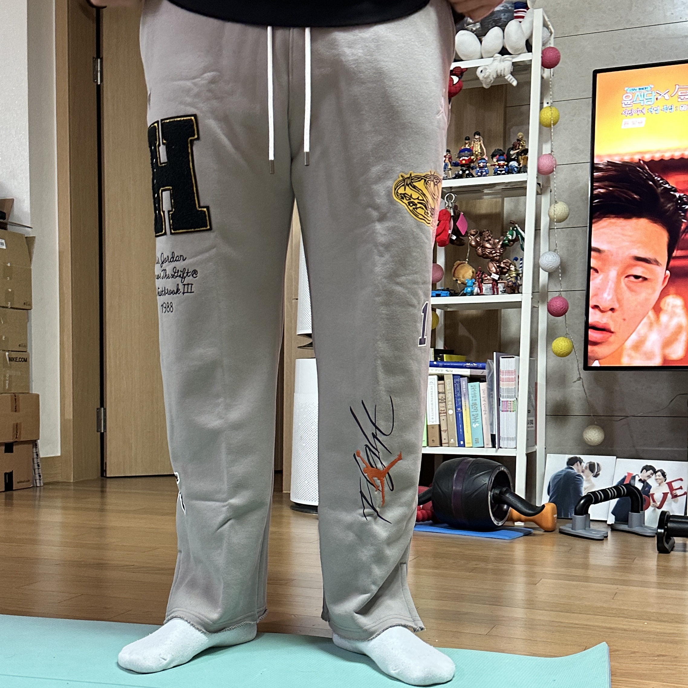 Jordan x Russell Westbrook Honor the Gift Men’s Pants - Asia 착용 스타일 - 1