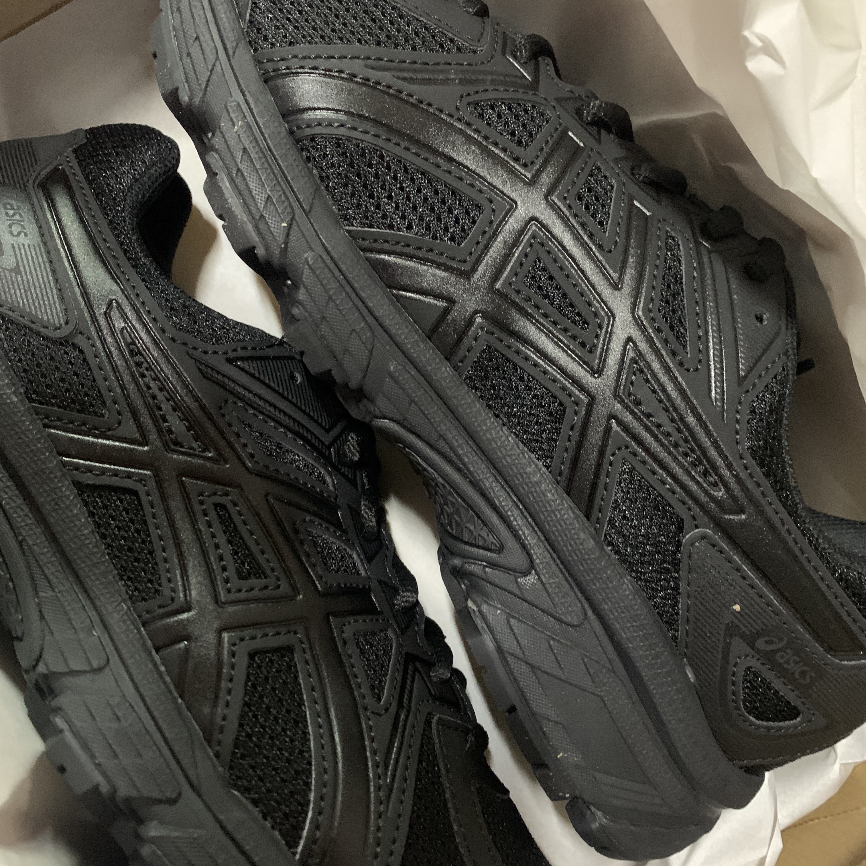 Asics Jog 100 T Black - 4E Extra Wide 착용 스타일 - 1