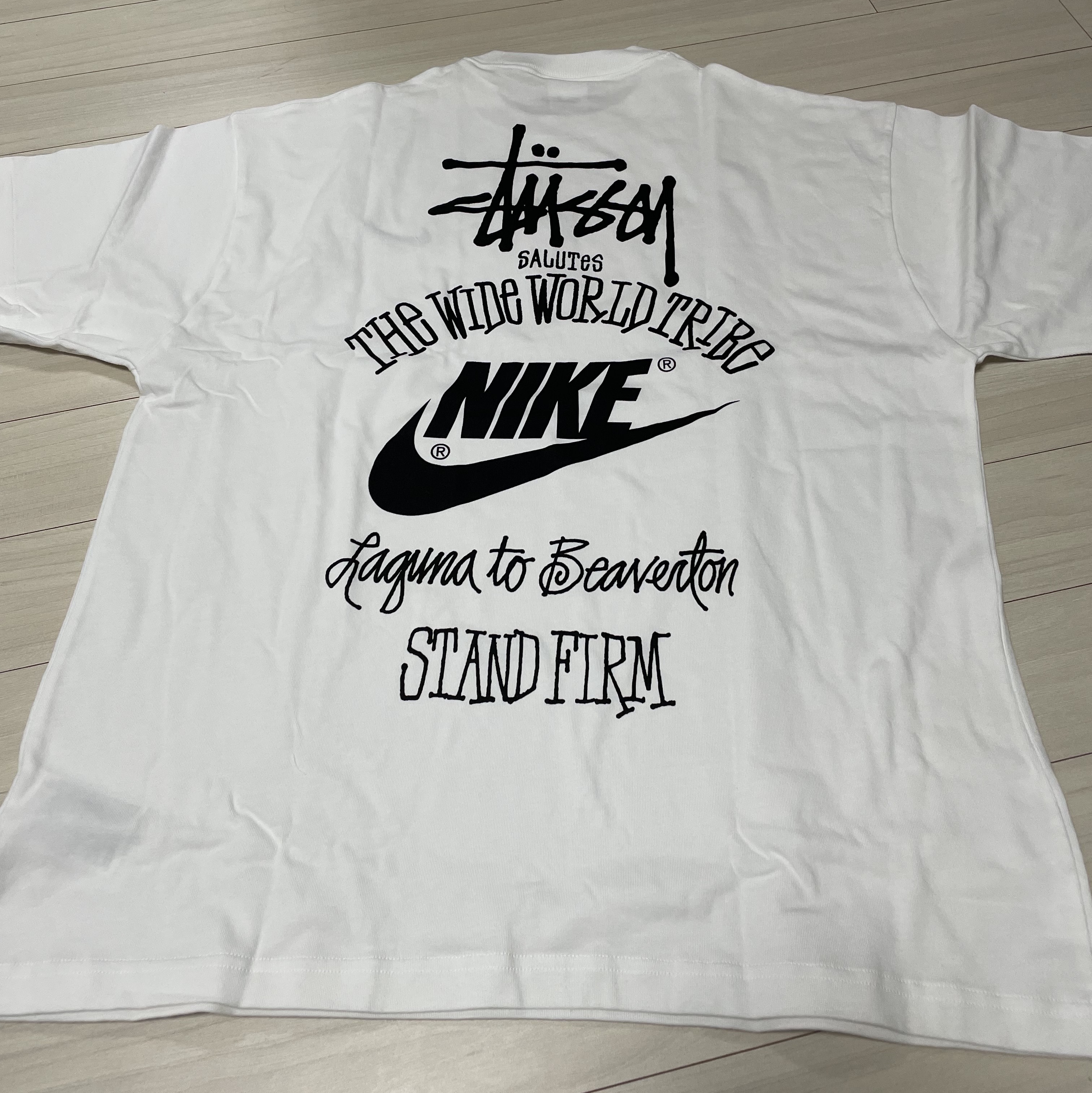 Nike x Stussy T-Shirt White (DV1774-100) 착용 스타일 - 3