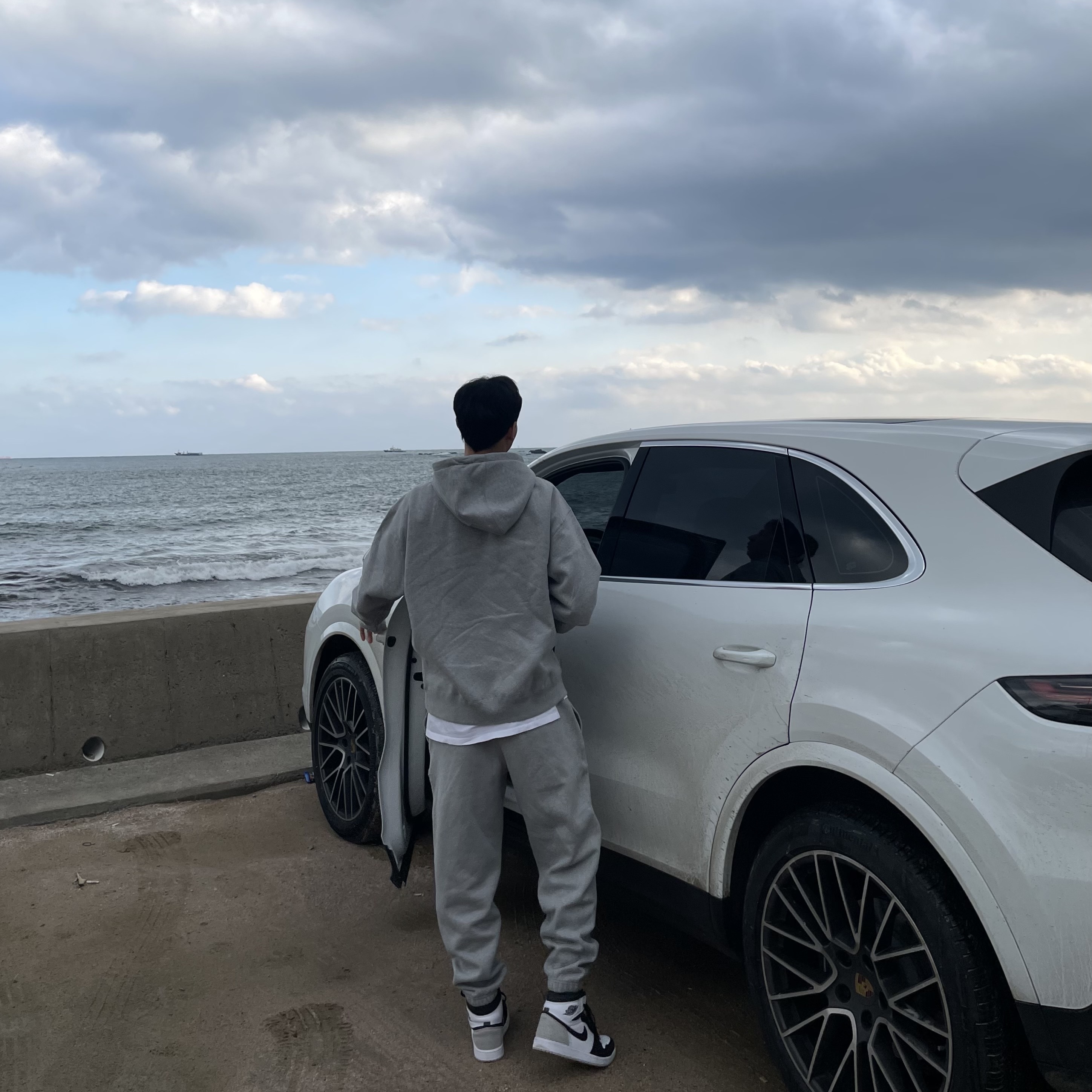 Nike NRG Solo Swoosh Fleece Hoodie Dark Grey Heather - Asia, Nike NRG Solo Swoosh Fleece Pants Dark Grey Heather - Asia 착용 스타일