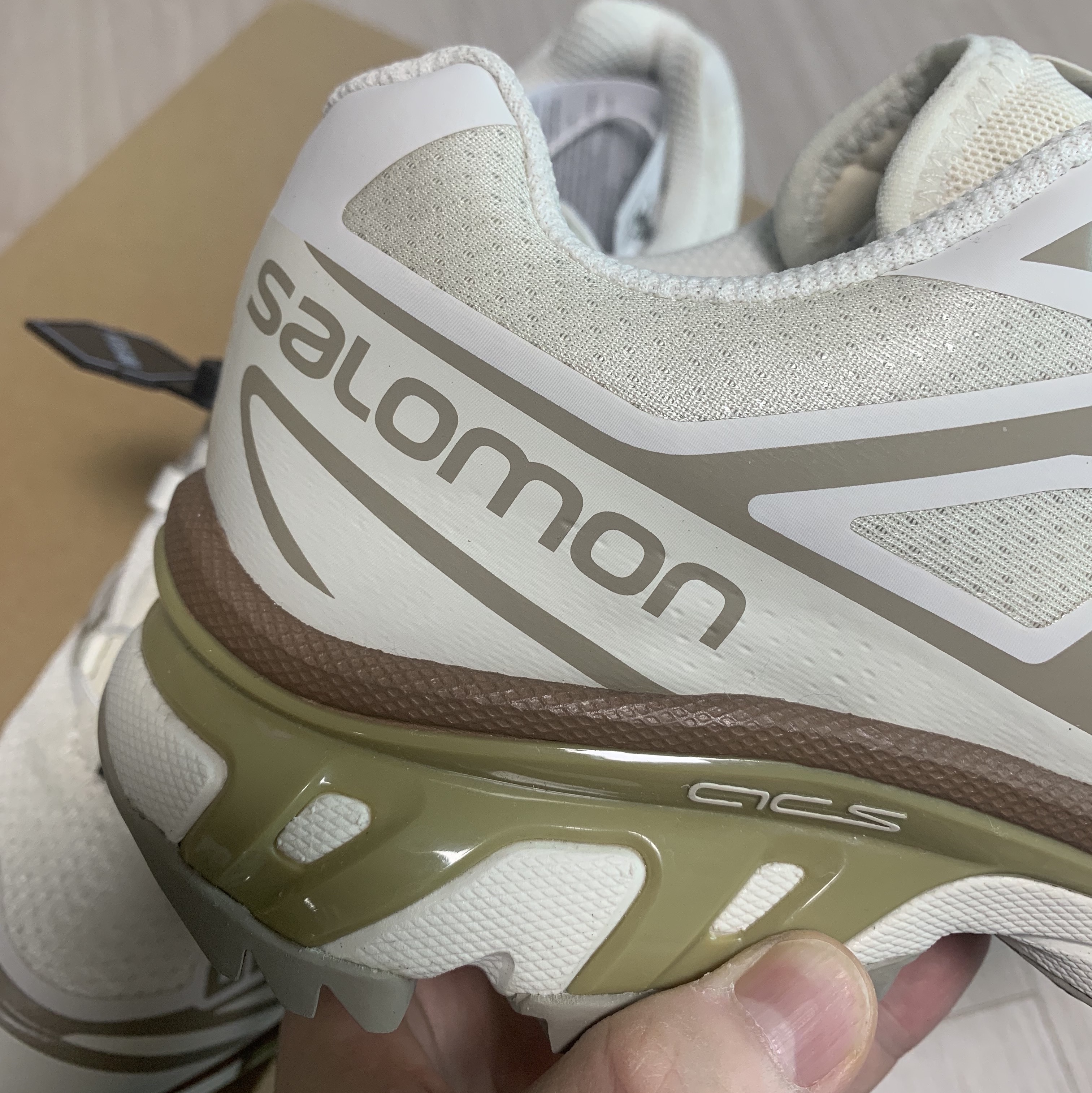 Salomon XT-6 Turtledove 착용 스타일 - 3