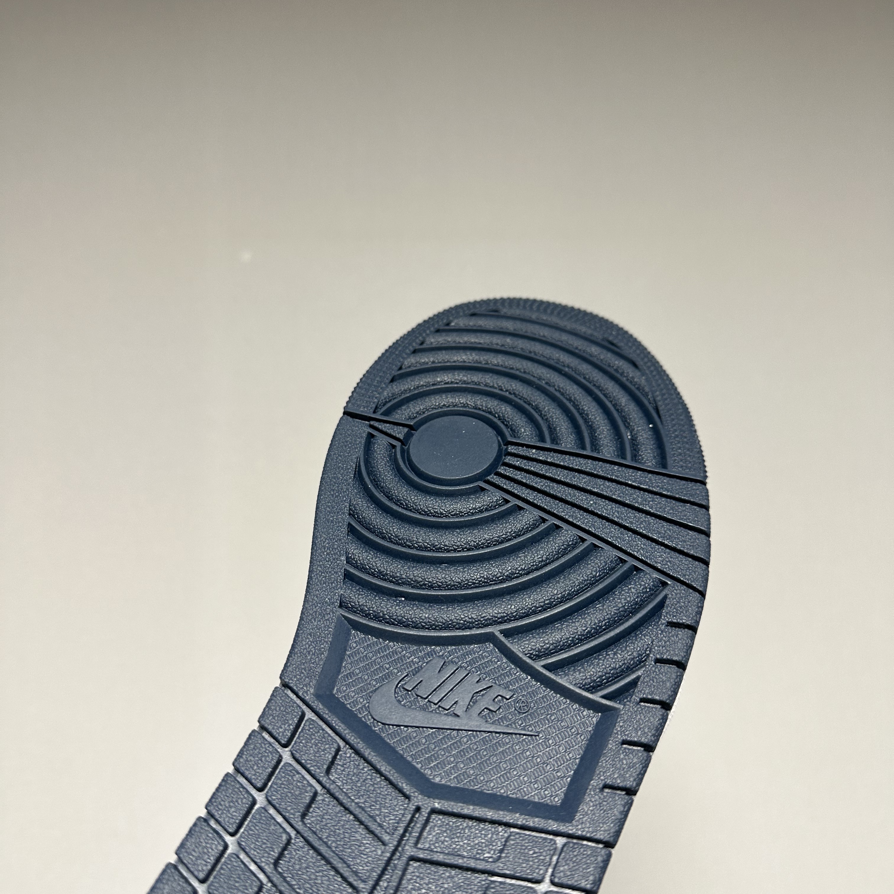 Jordan 1 Mid Dark Teal 착용 스타일 - 4