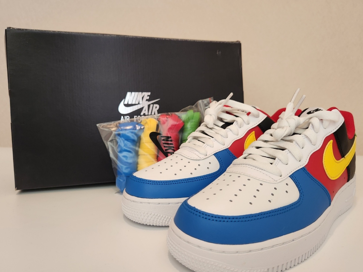 Nike x UNO Air Force 1 '07 QS White Yellow Zest 착용 스타일 - 1