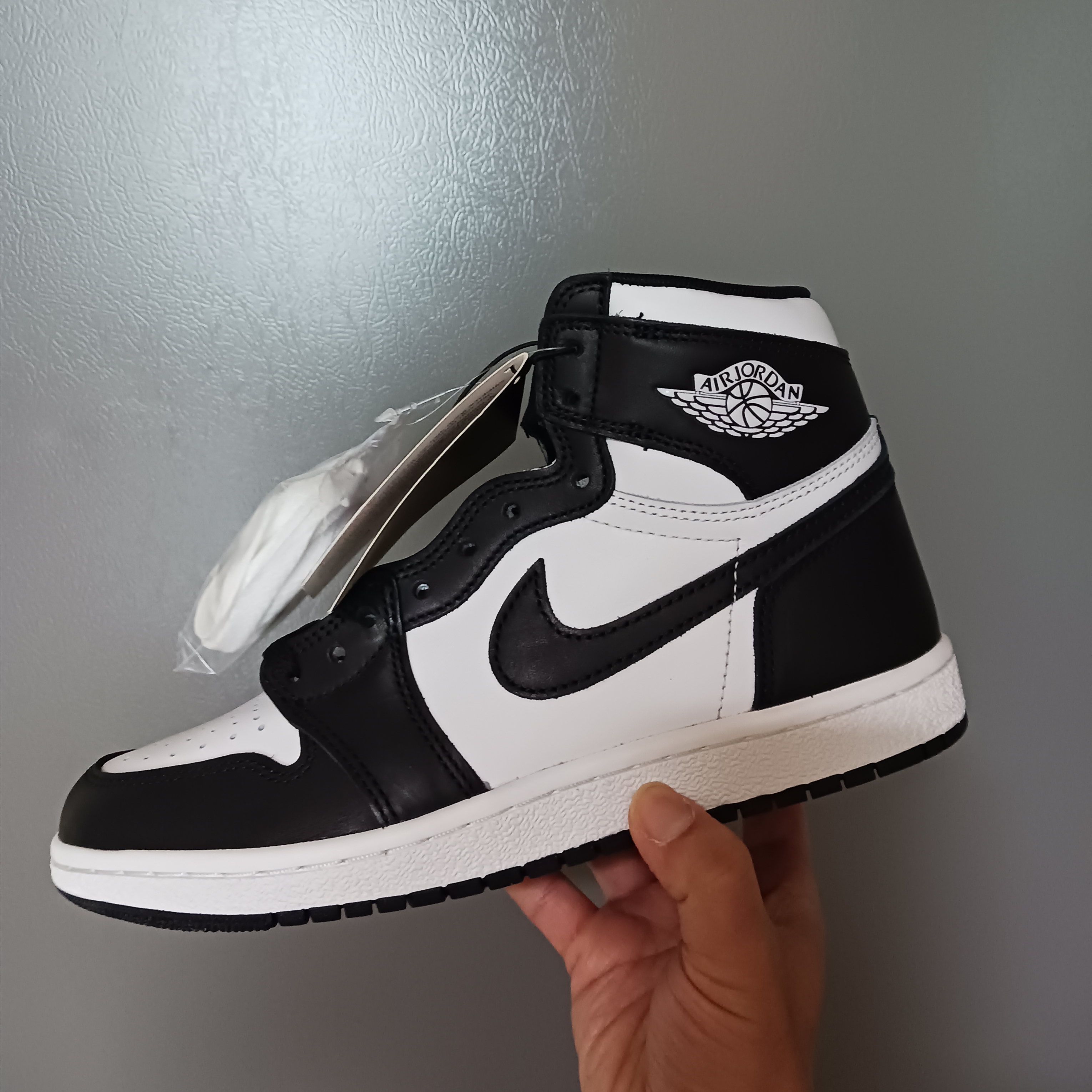Jordan 1 High 85 Black White 착용 스타일 - 1