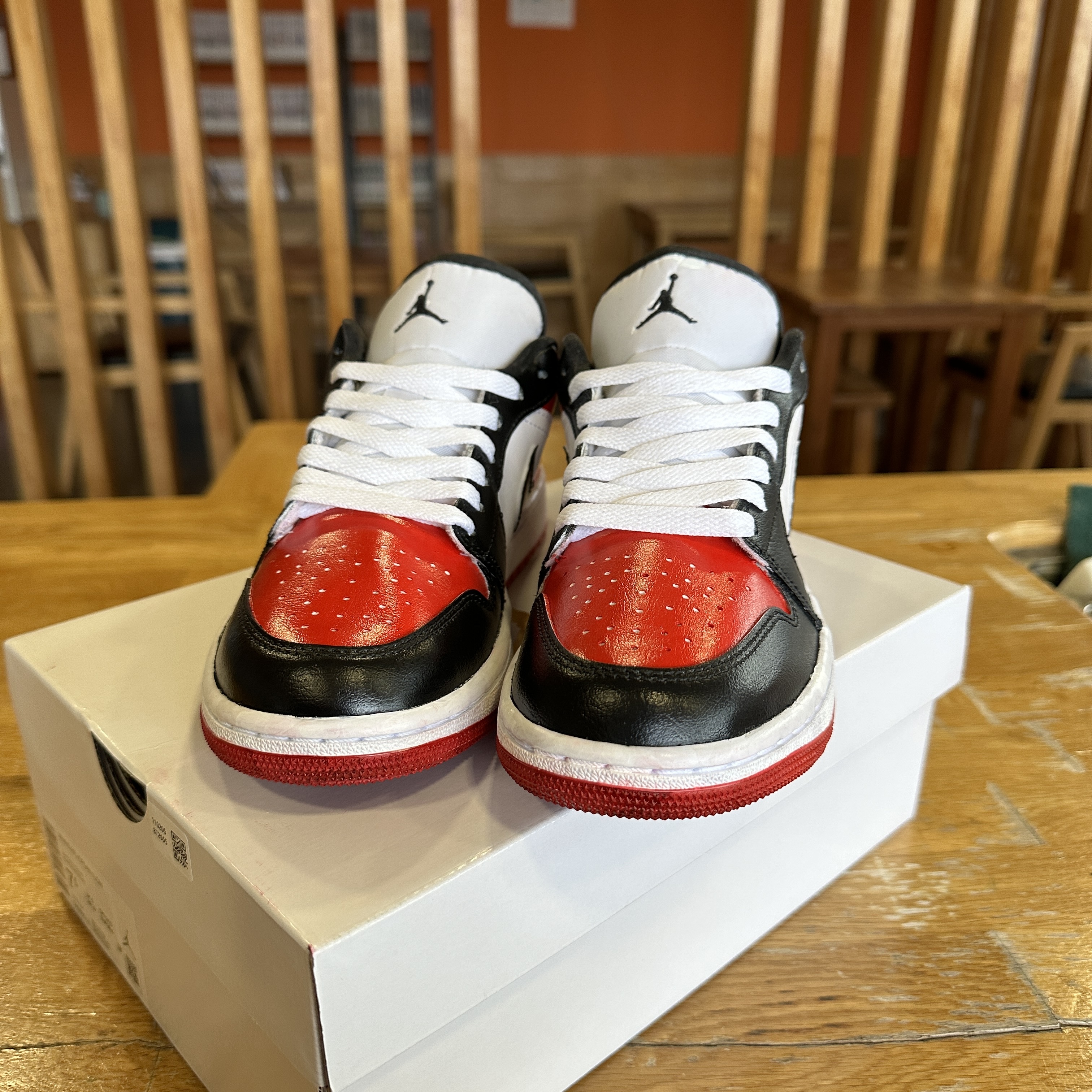 (W) Jordan 1 Low Triple White 2022 착용 스타일 - 3