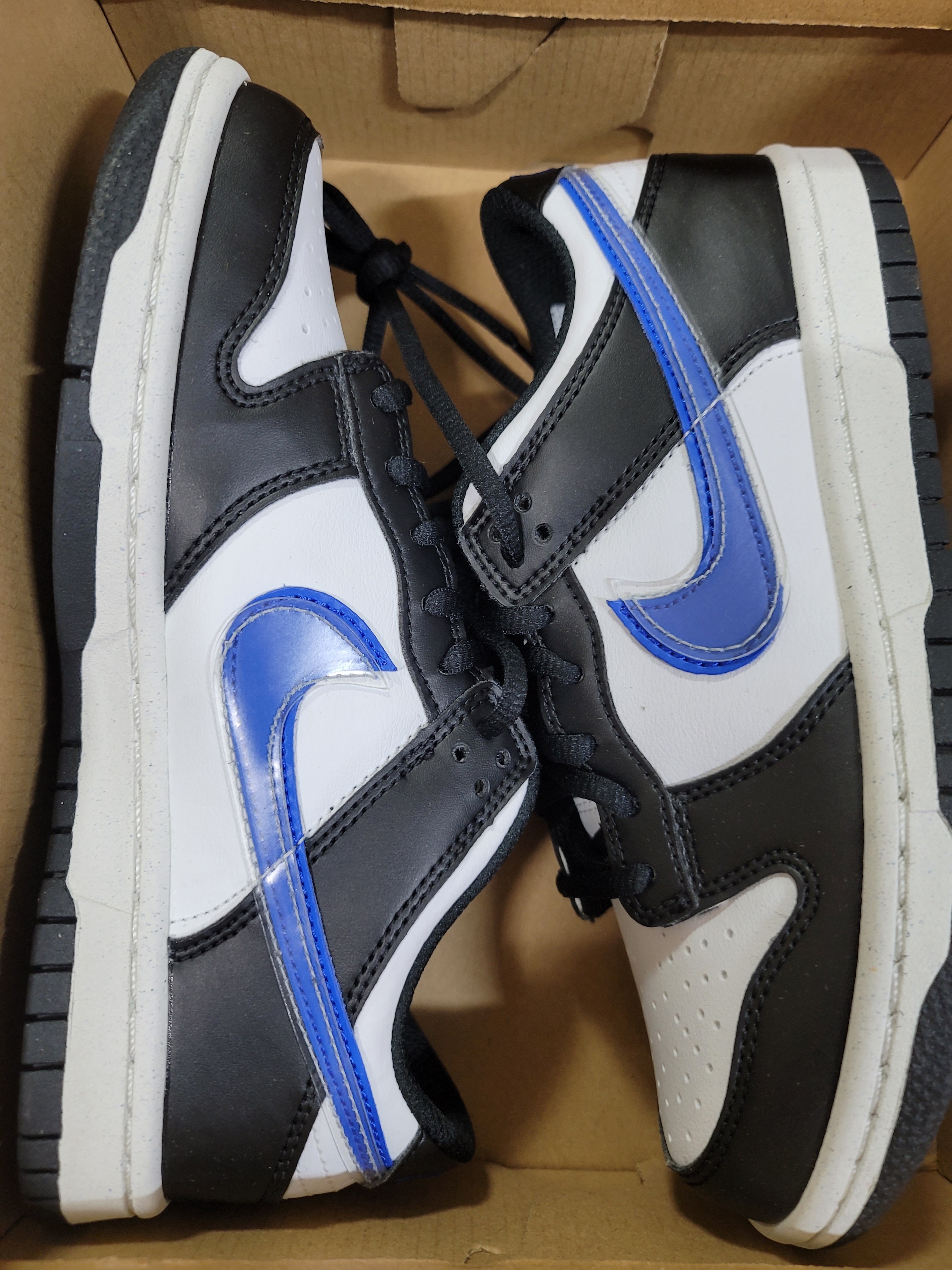 (GS) Nike Dunk Low Next Nature Black Hyper Royal 착용 스타일