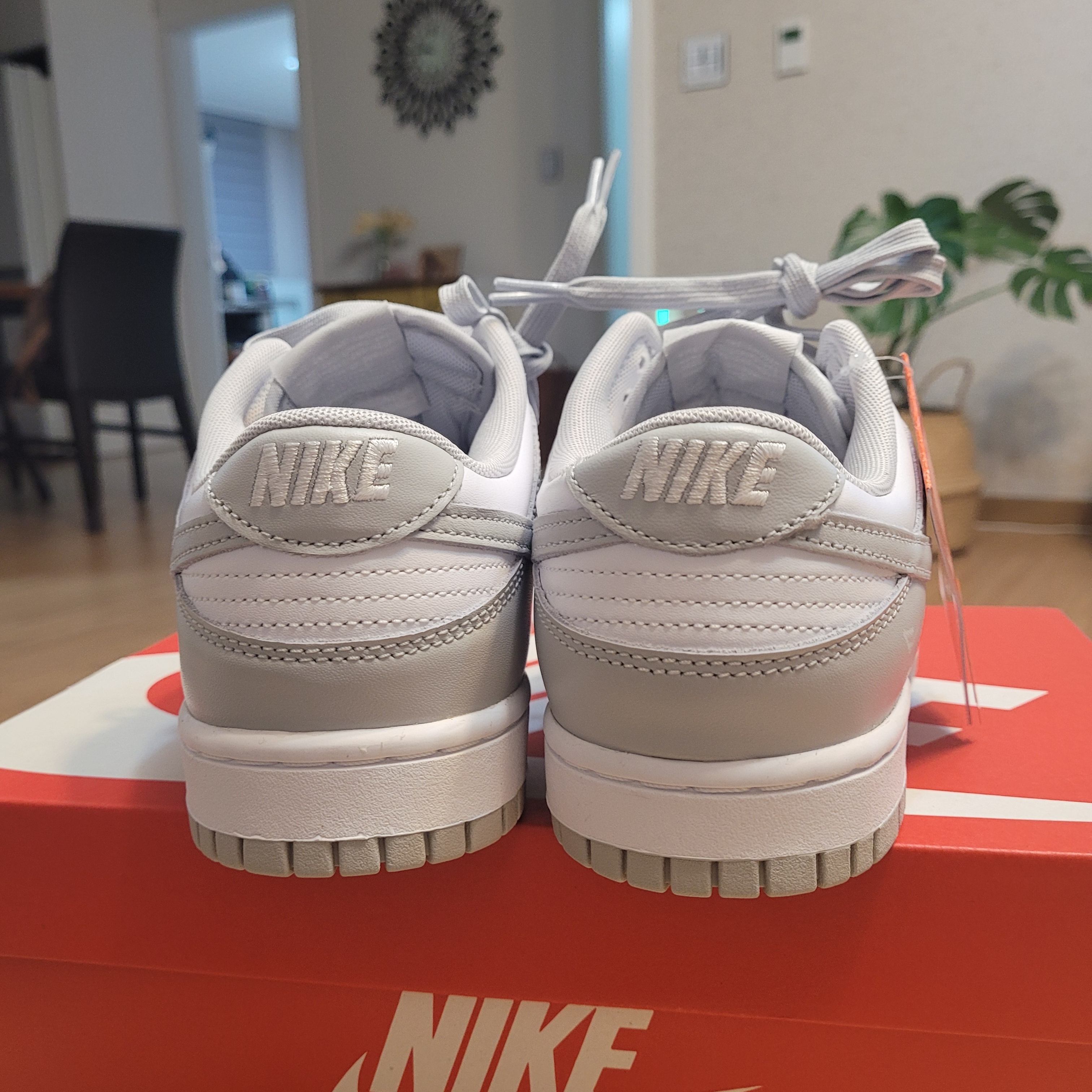 Nike Dunk Low Retro Grey Fog 착용 스타일 - 3