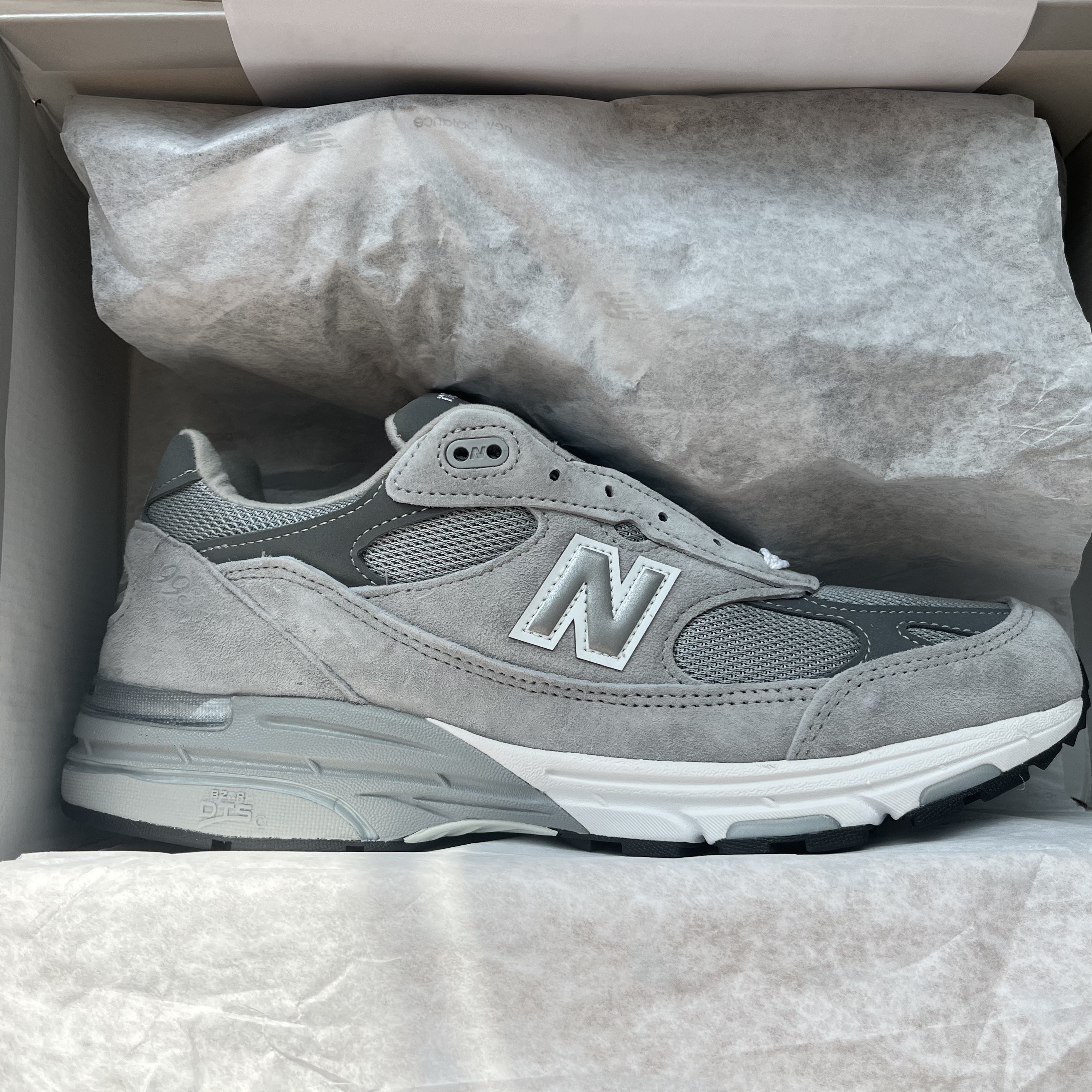 New Balance 993 Made in USA Grey - D Standard 착용 스타일