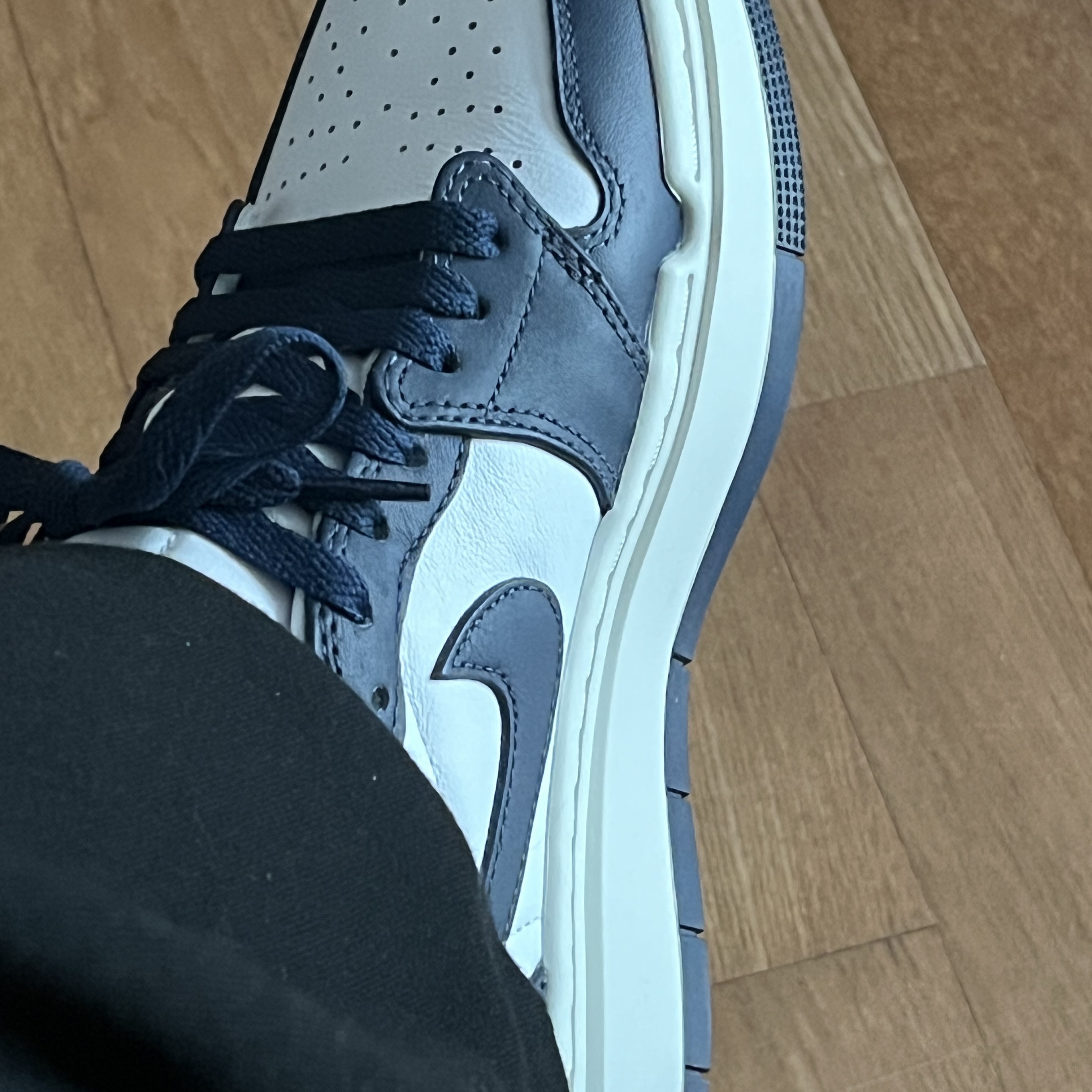(W) Jordan 1 Elevate Low Midnight Navy 착용 스타일