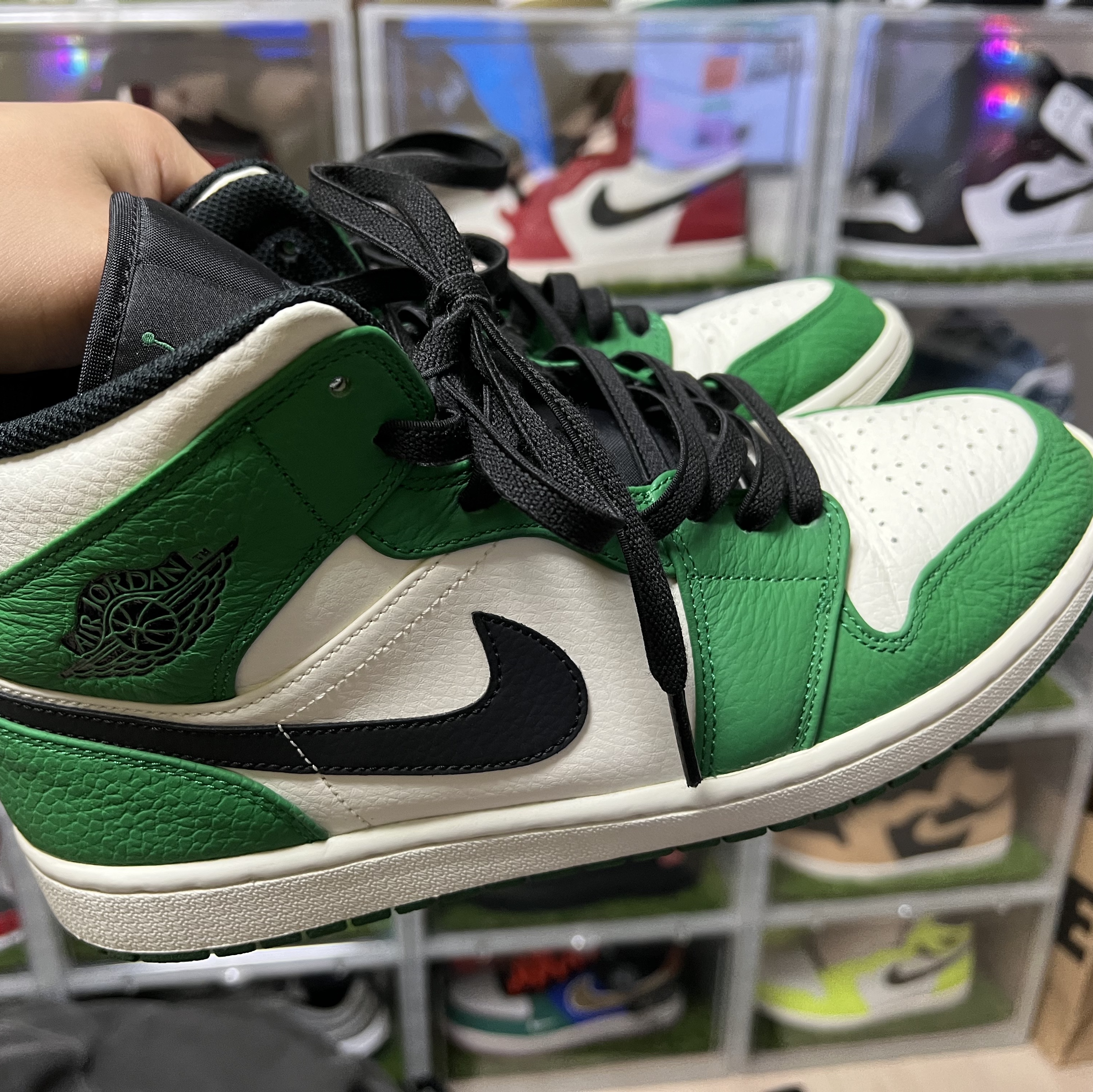 Jordan 1 Mid Pine Green 착용 스타일 - 1