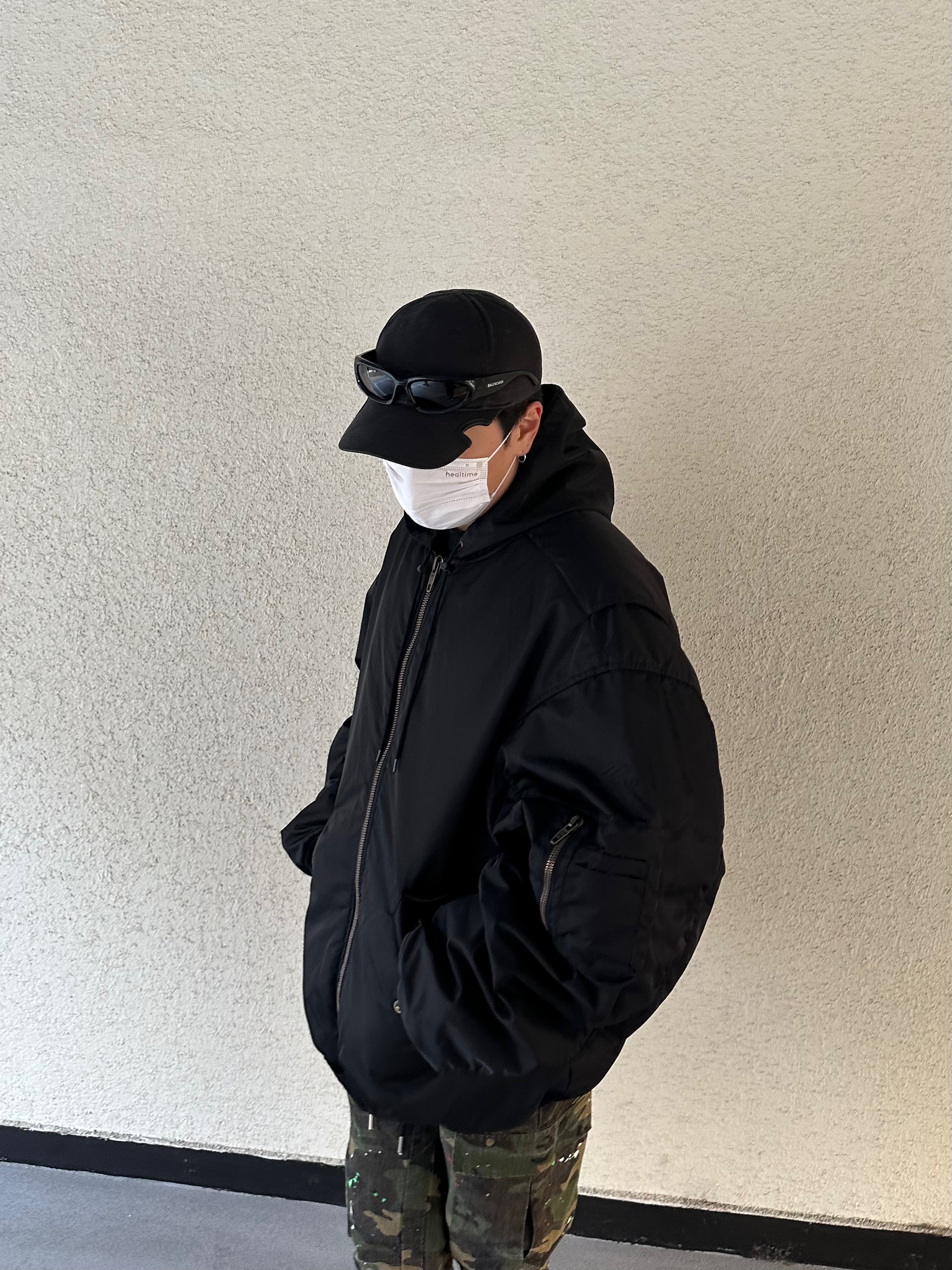 Jordan 1 x Travis Scott x Fragment Retro Low OG SP Military Blue, Jordan 1 x Travis Scott Retro High OG SP Mocha 착용 스타일 - 5