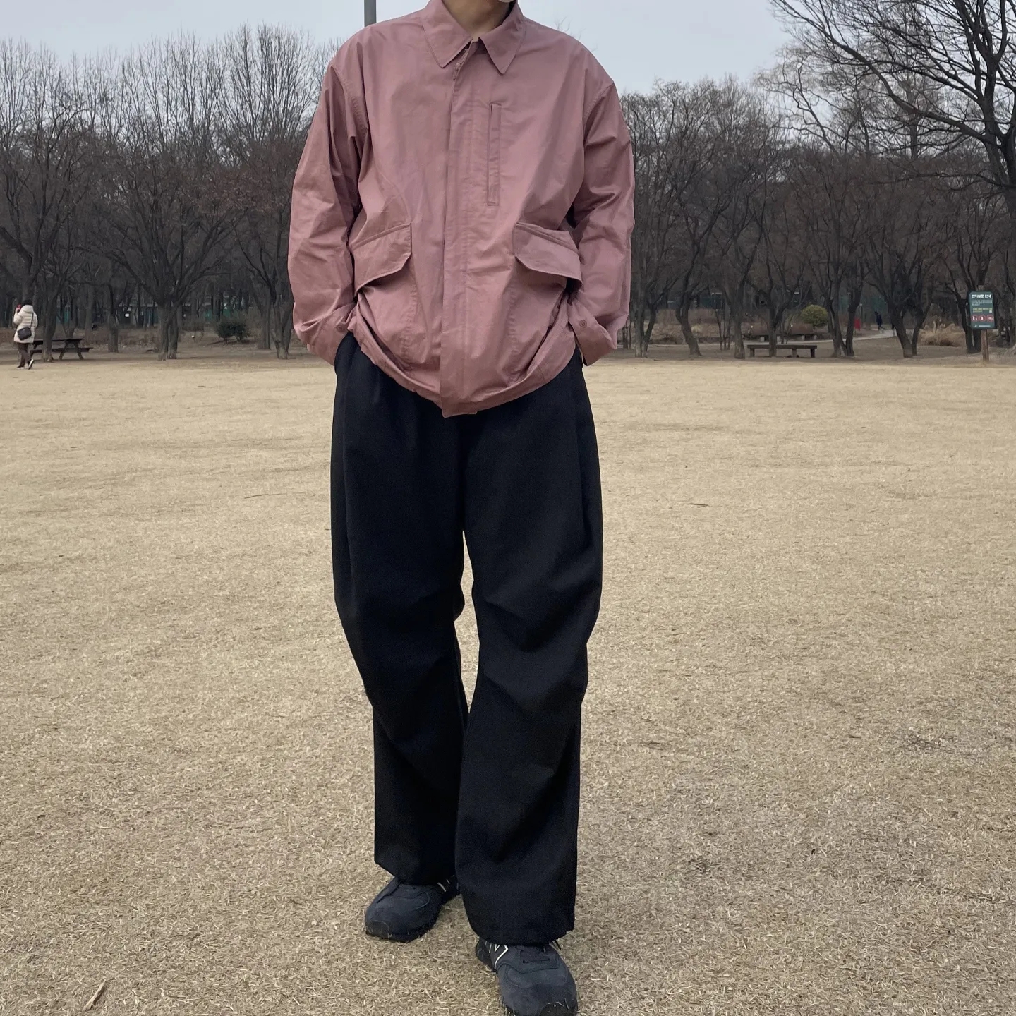 New Balance x Comme des Garcons Junya Watanabe Man 574 Suede Grey Off White 착용 스타일 - 3